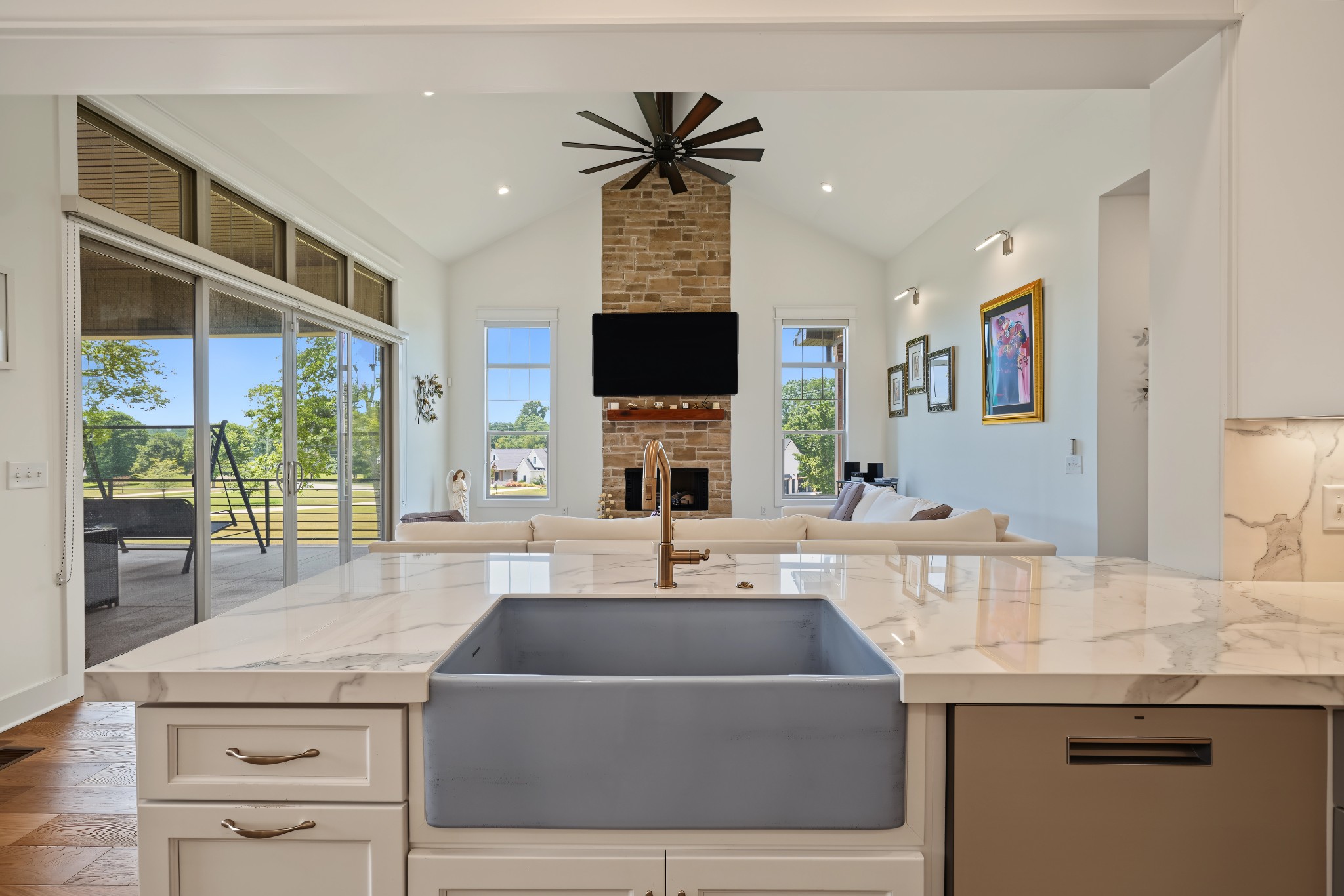 1043 Emerald Valley Dr