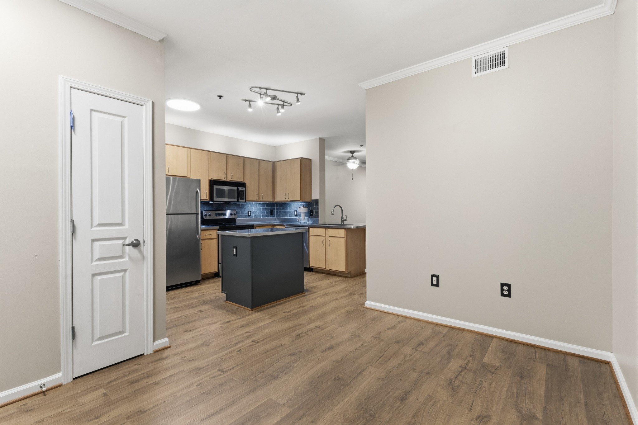 1803 Broadway