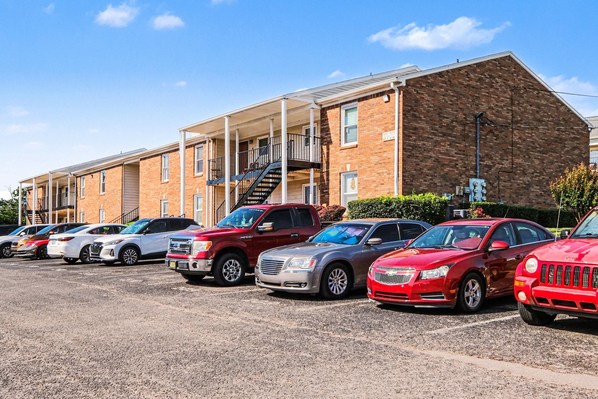 207 Churchill Xing