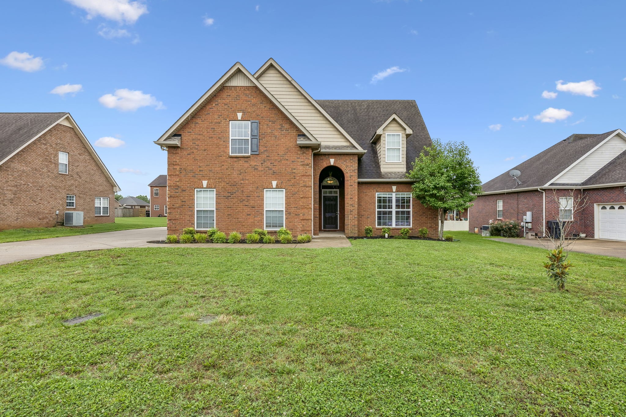 1333 Sam Houston Ave