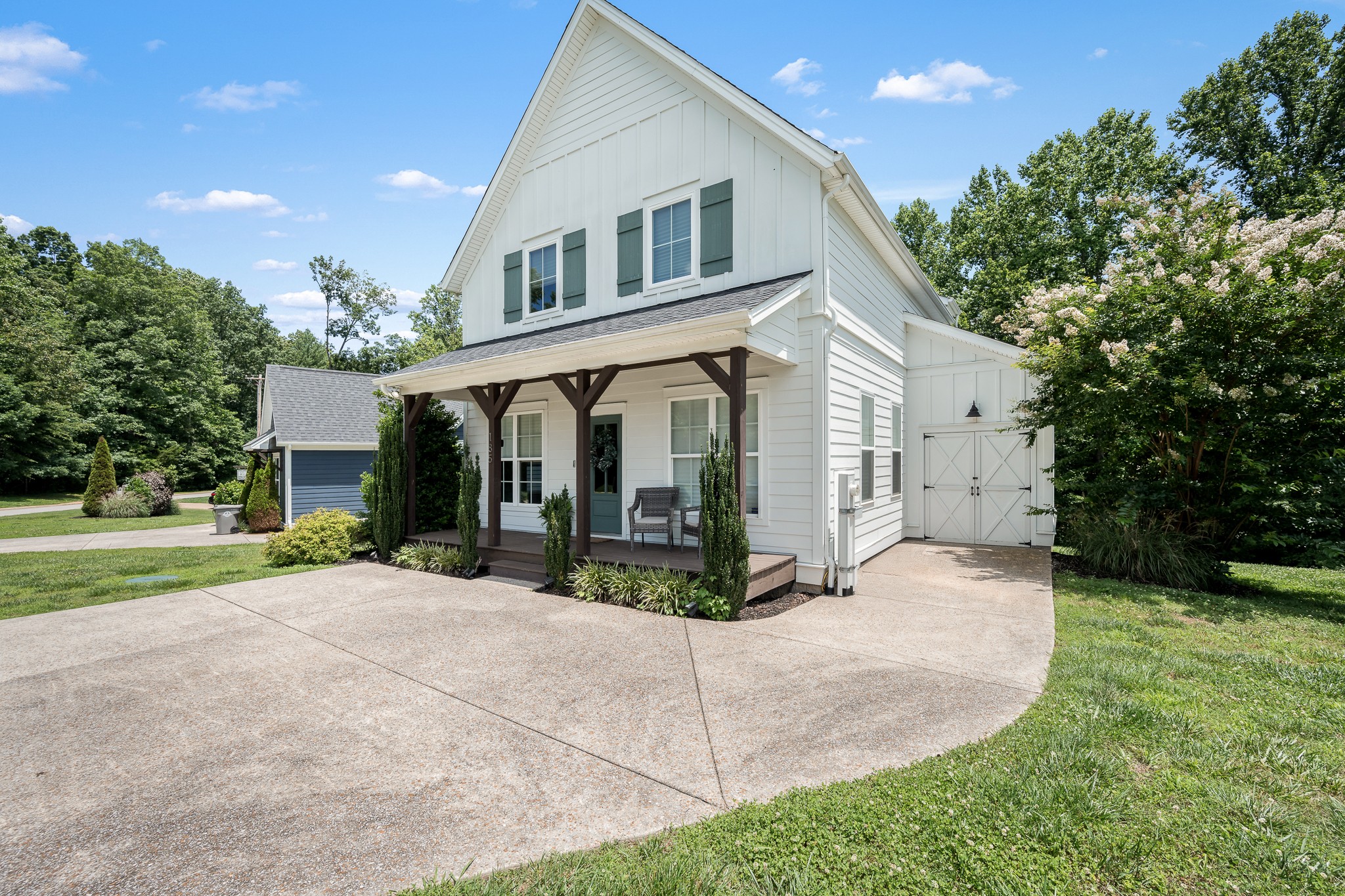 185 Evans Dr