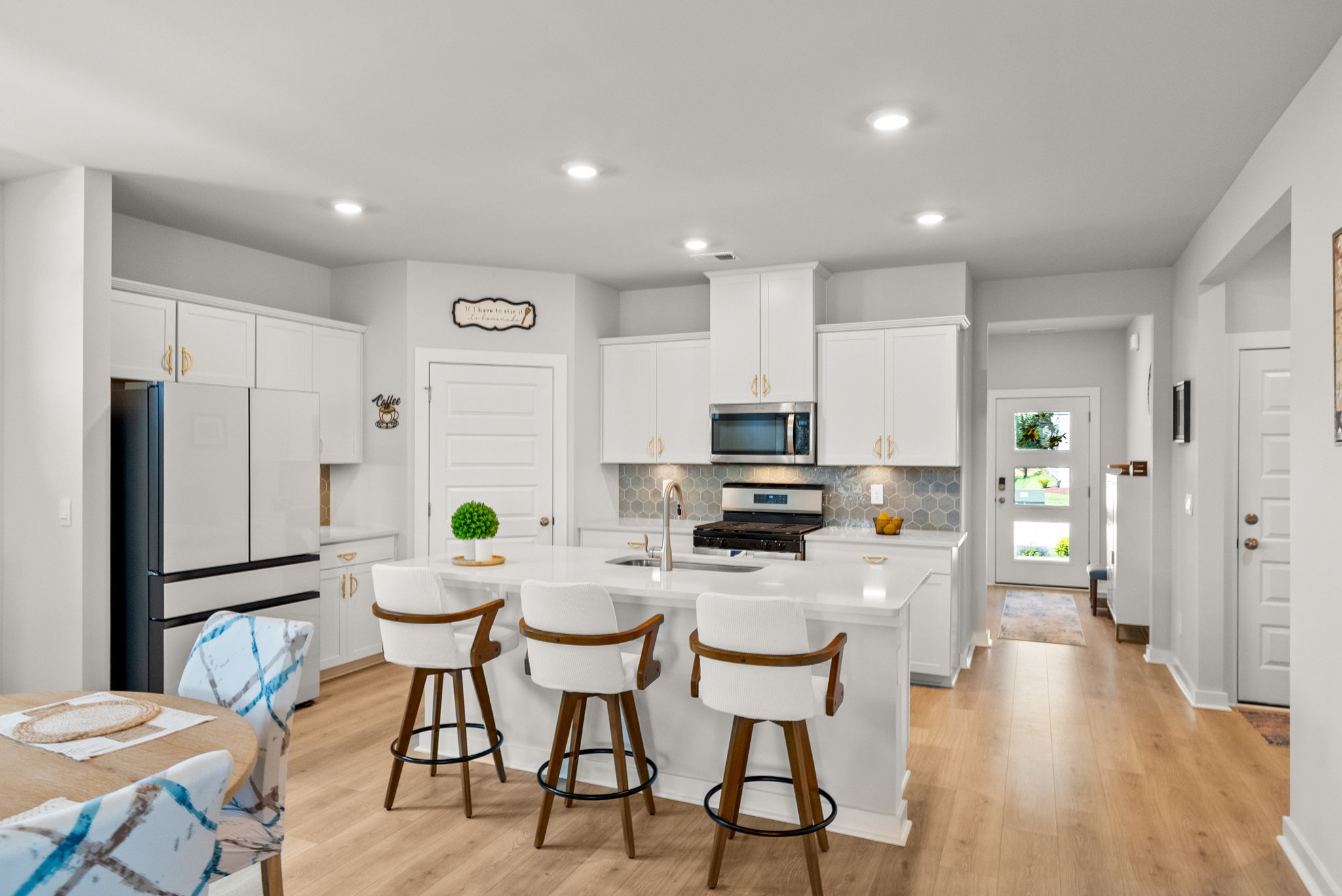 1217 Chapel Cove Pvt