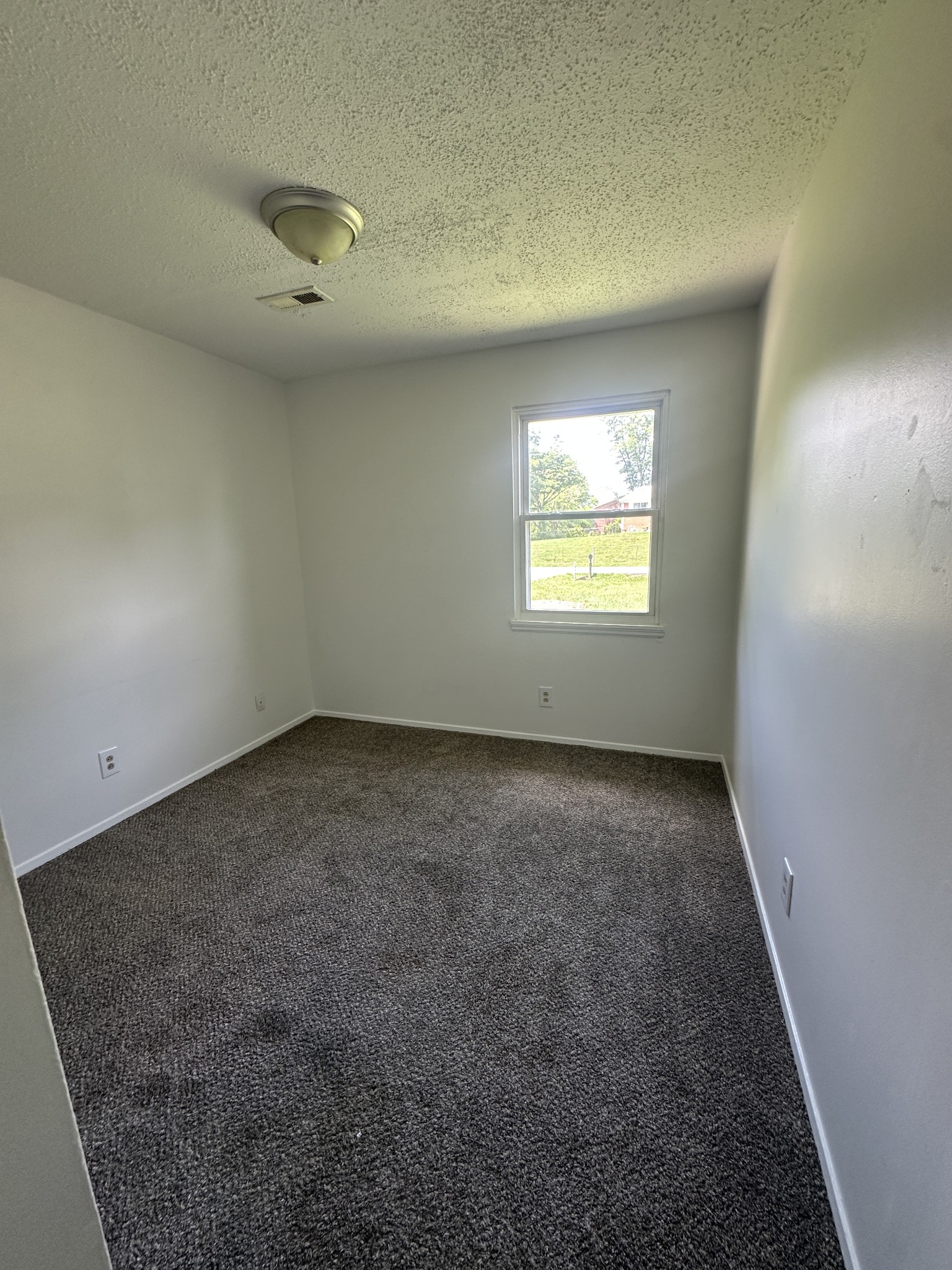 312 Plantation Dr