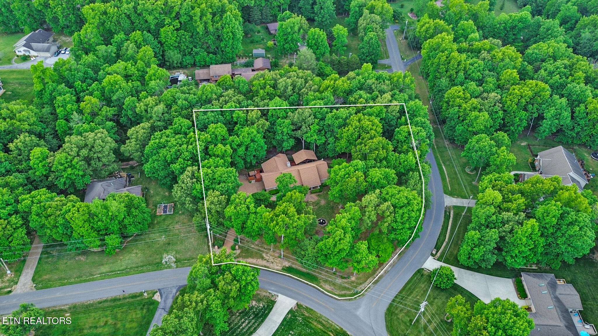 30 Laurel Circle