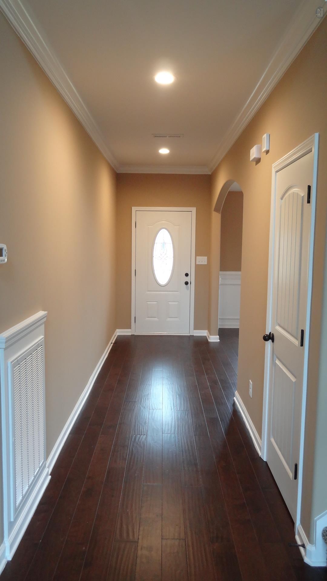 925 Tanager Ct