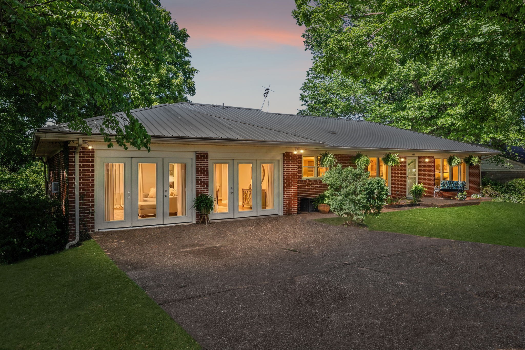 1082 Rolling Fields Cir