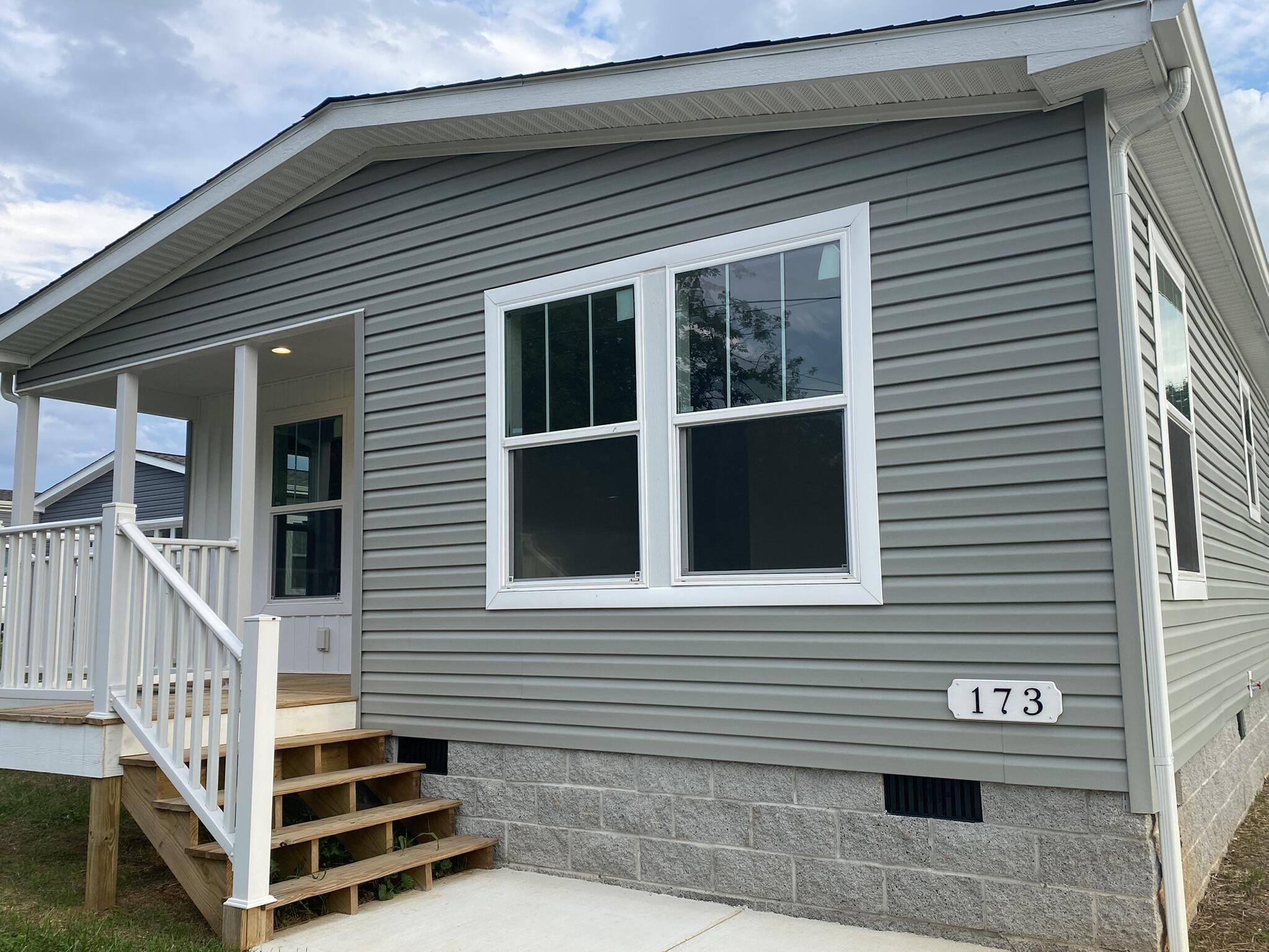 173 Dode Street