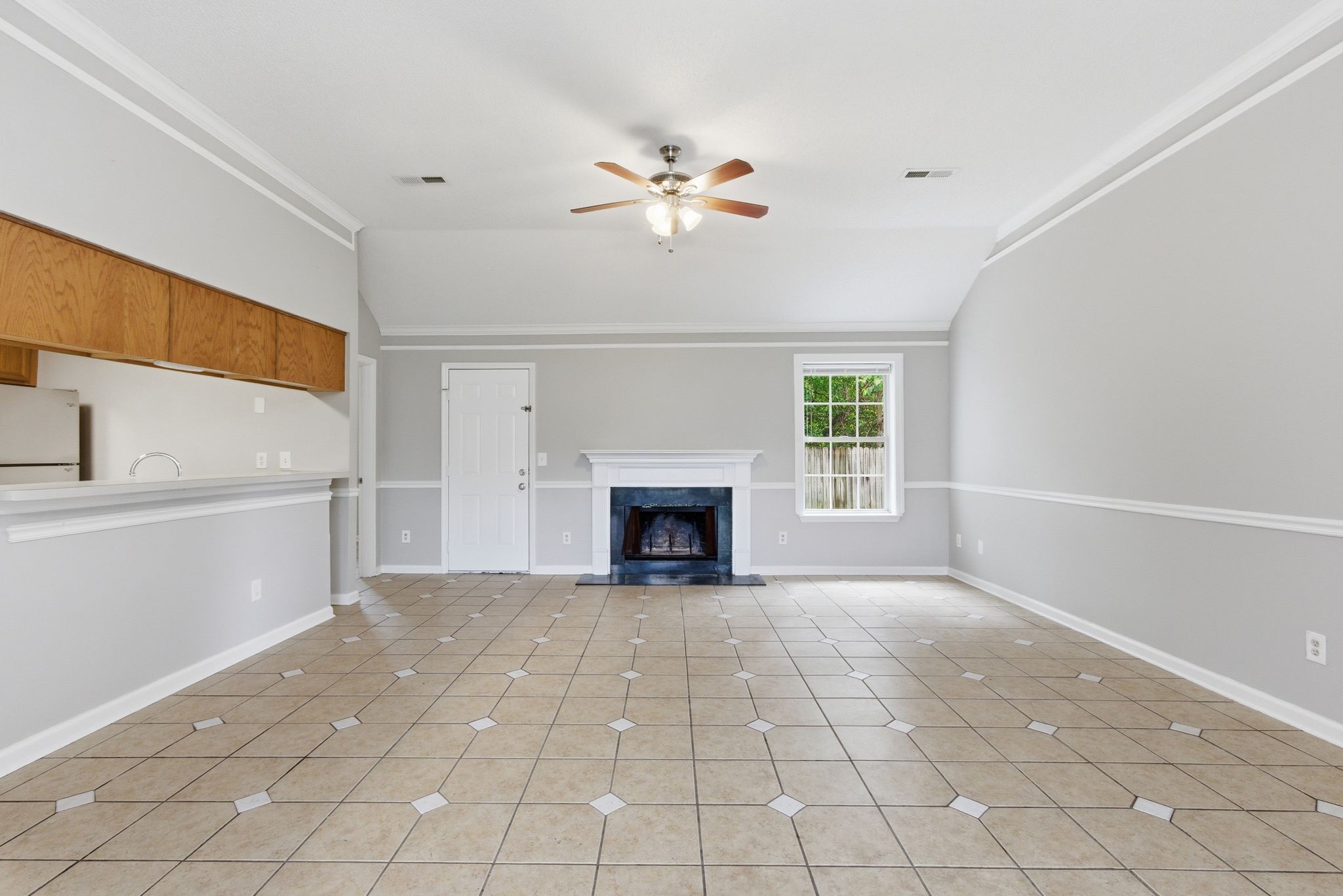 2130 Spring Hill Cir