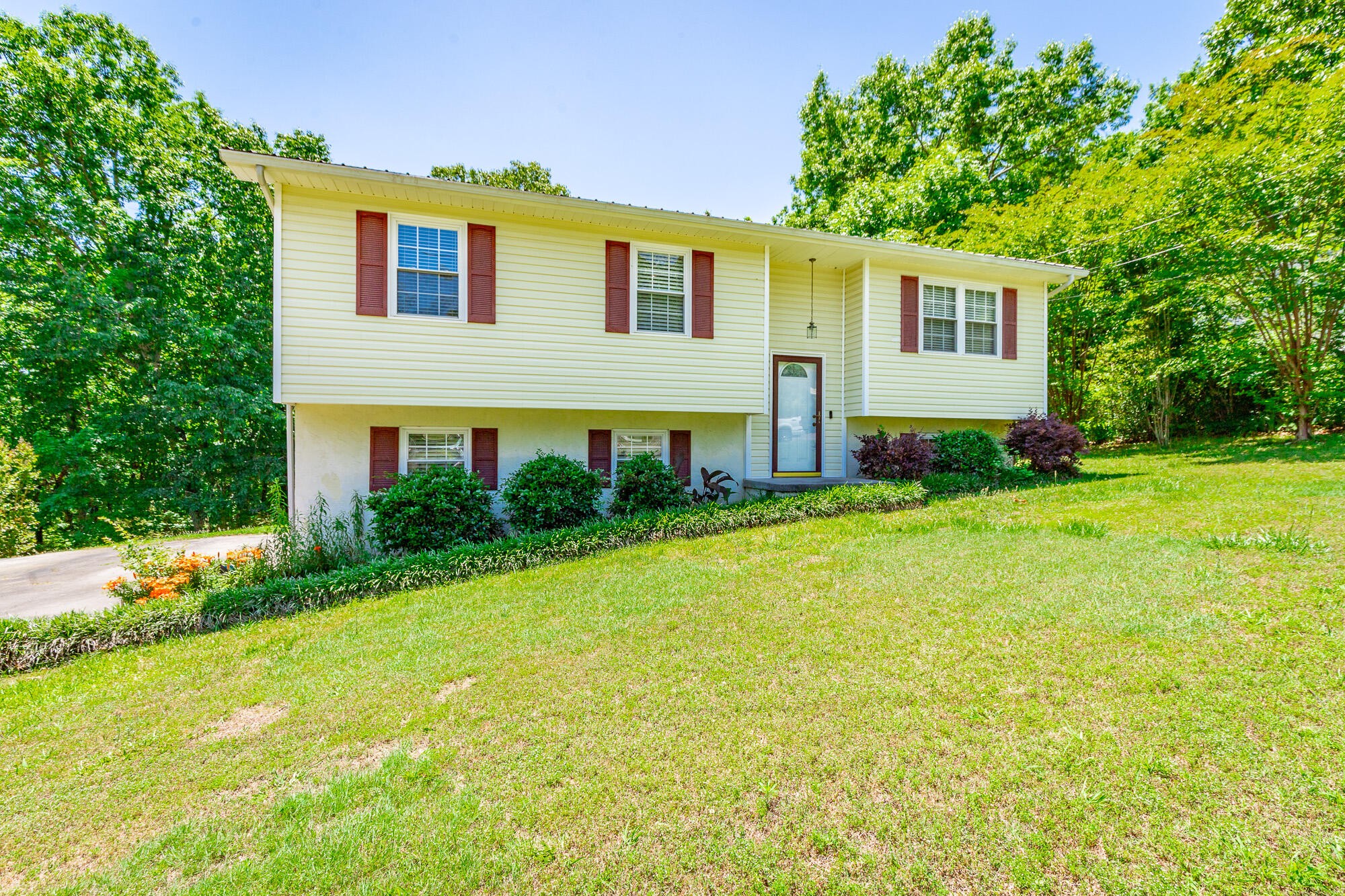 2361 Rolling Brook Drive, NE