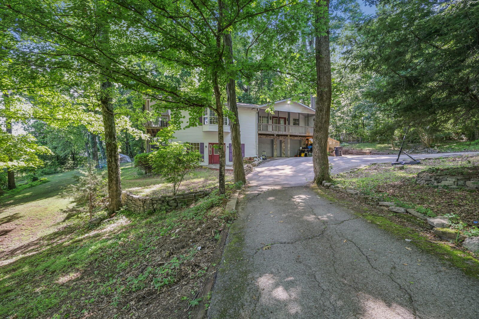 1153 Bear Creek Pike