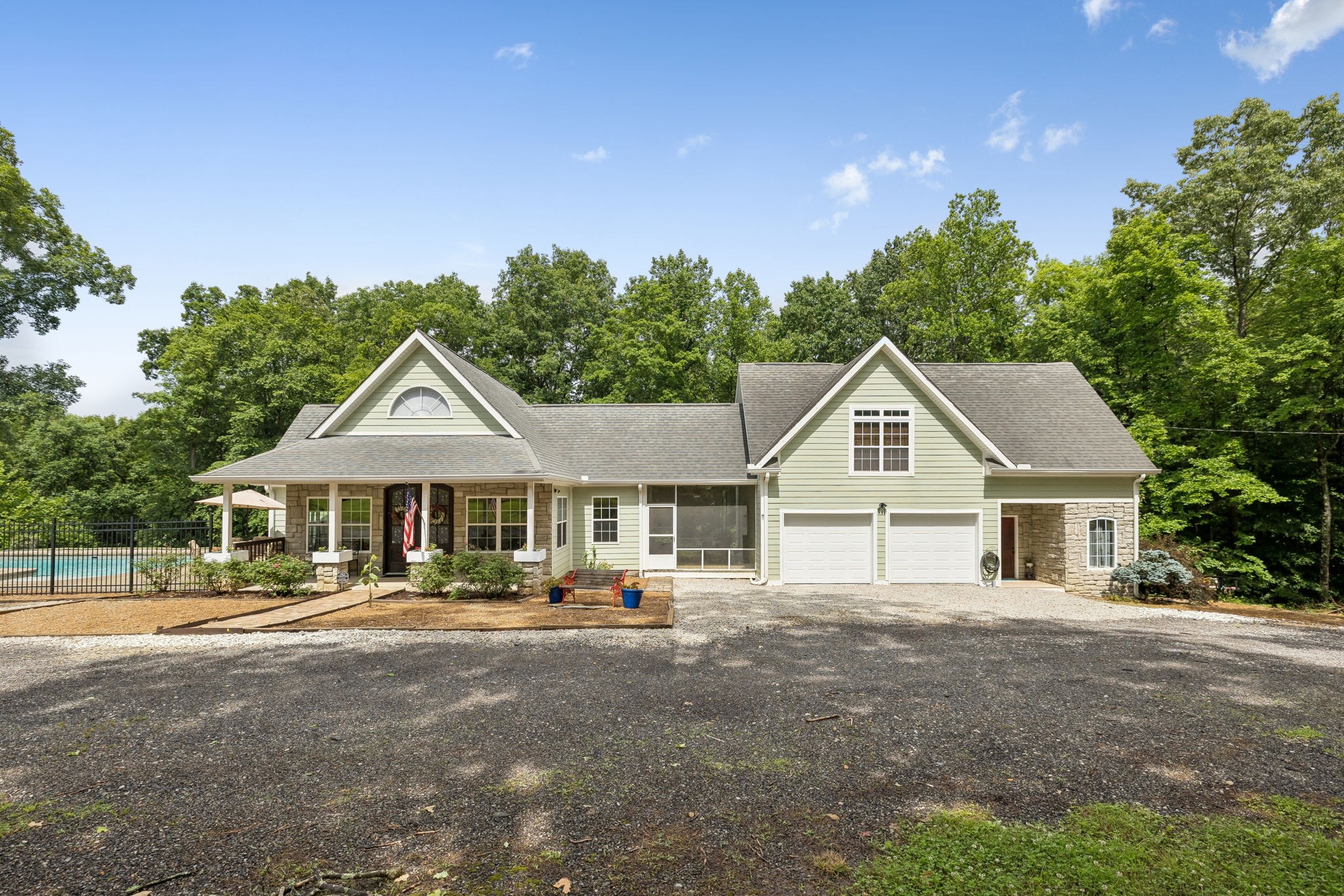 7916 E Plunders Creek Rd