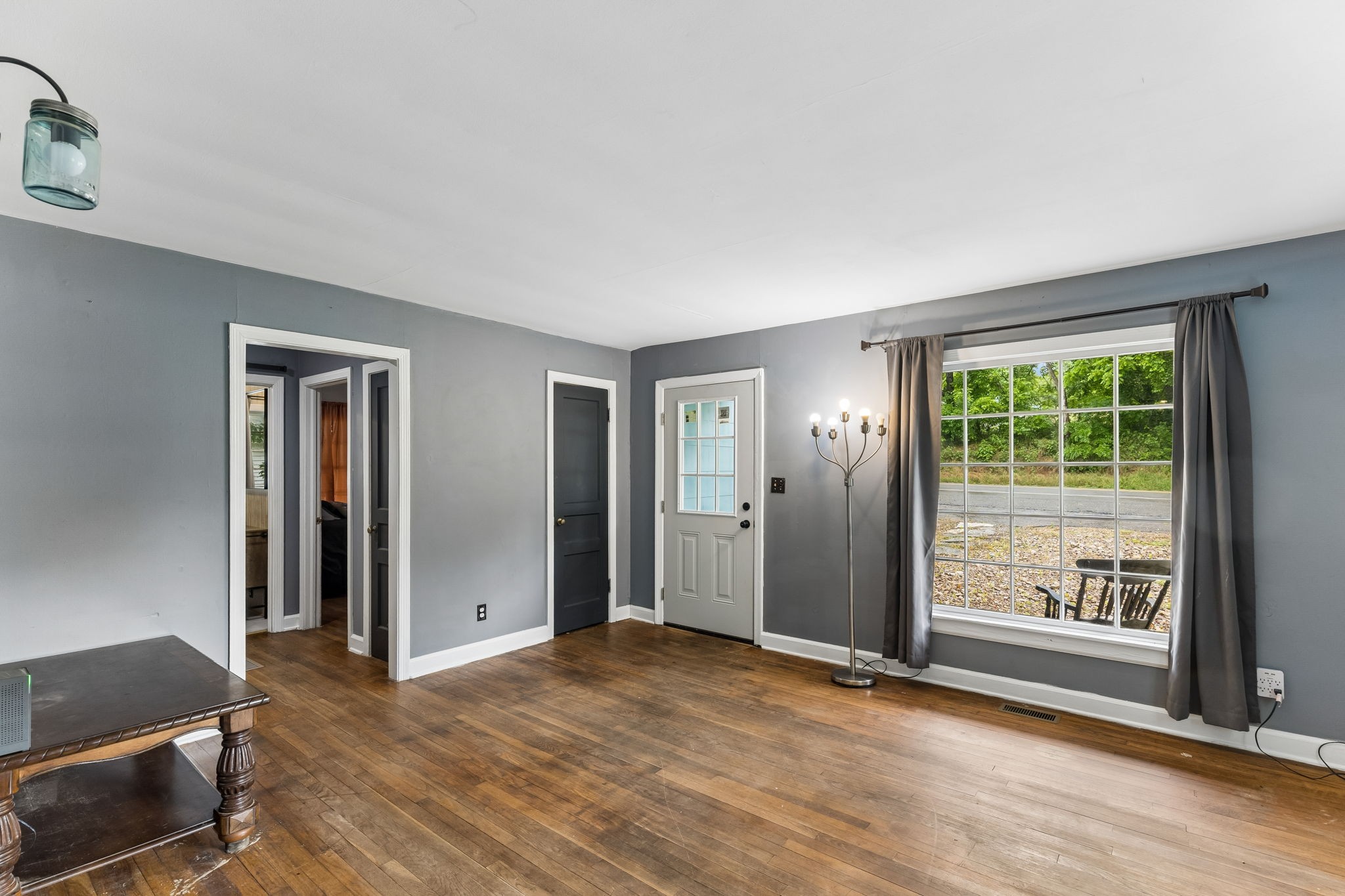 923 Highway 100, W