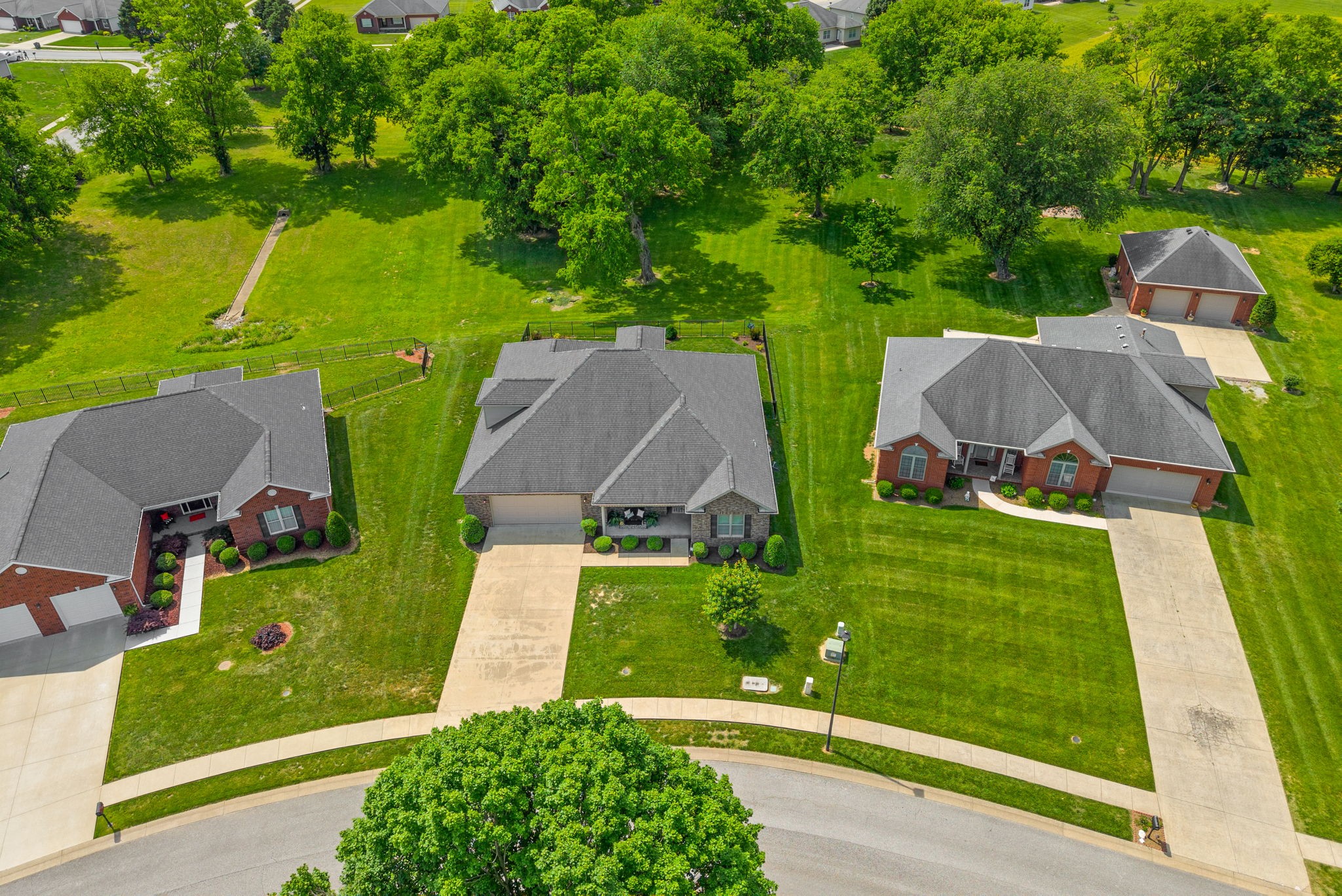 111 Sherinton Pl