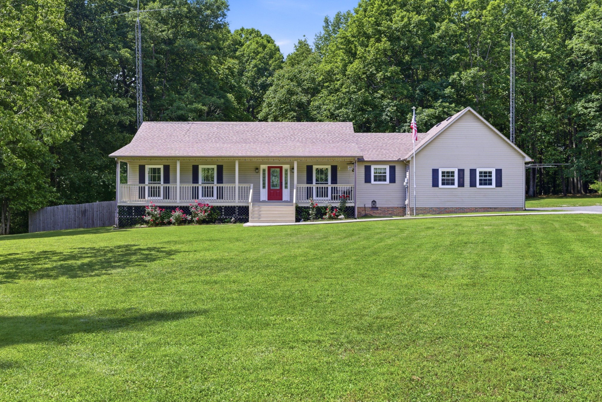 552 Jack Thomas Dr