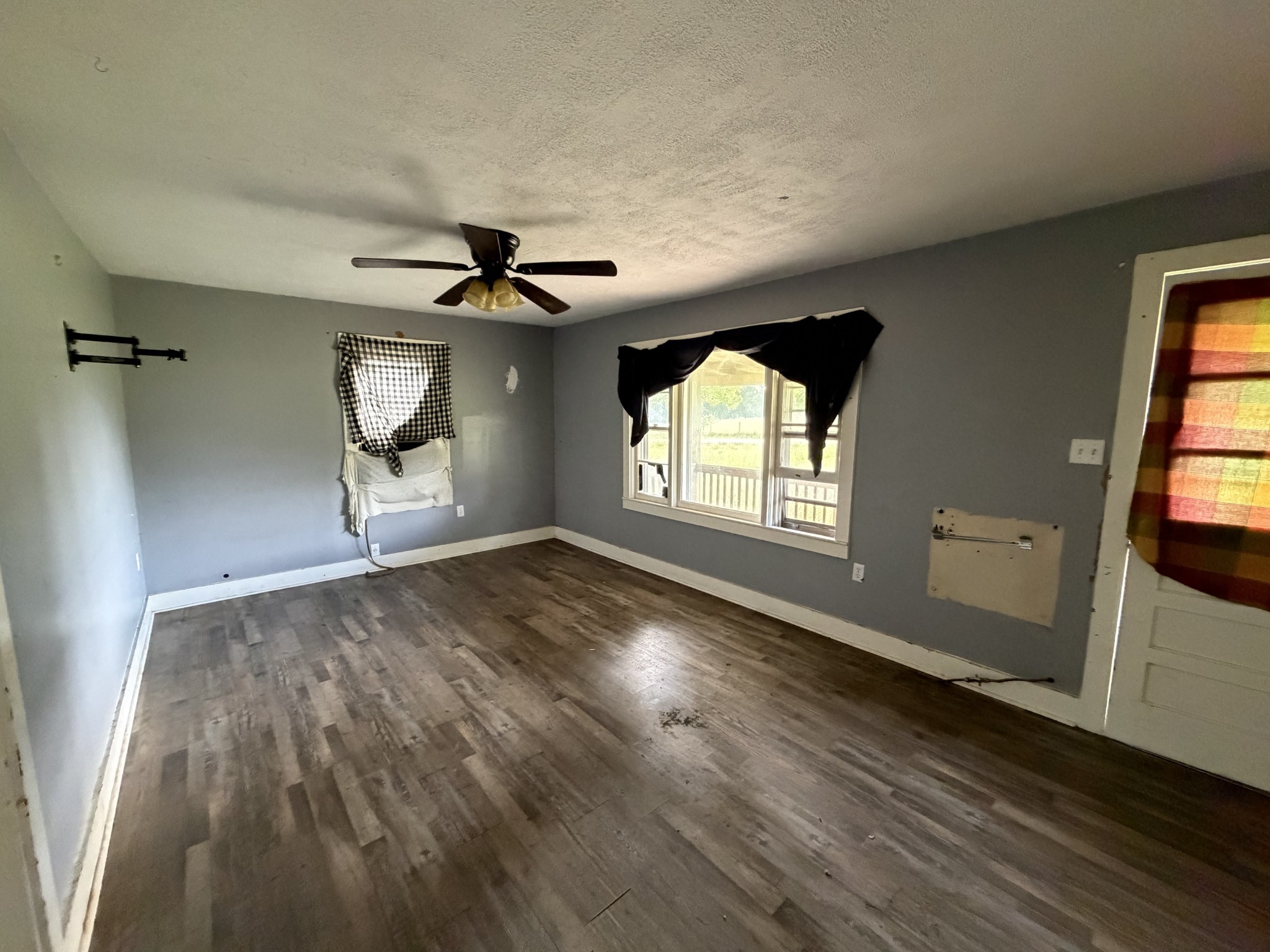 3352 Dunmor Deer Lick Rd