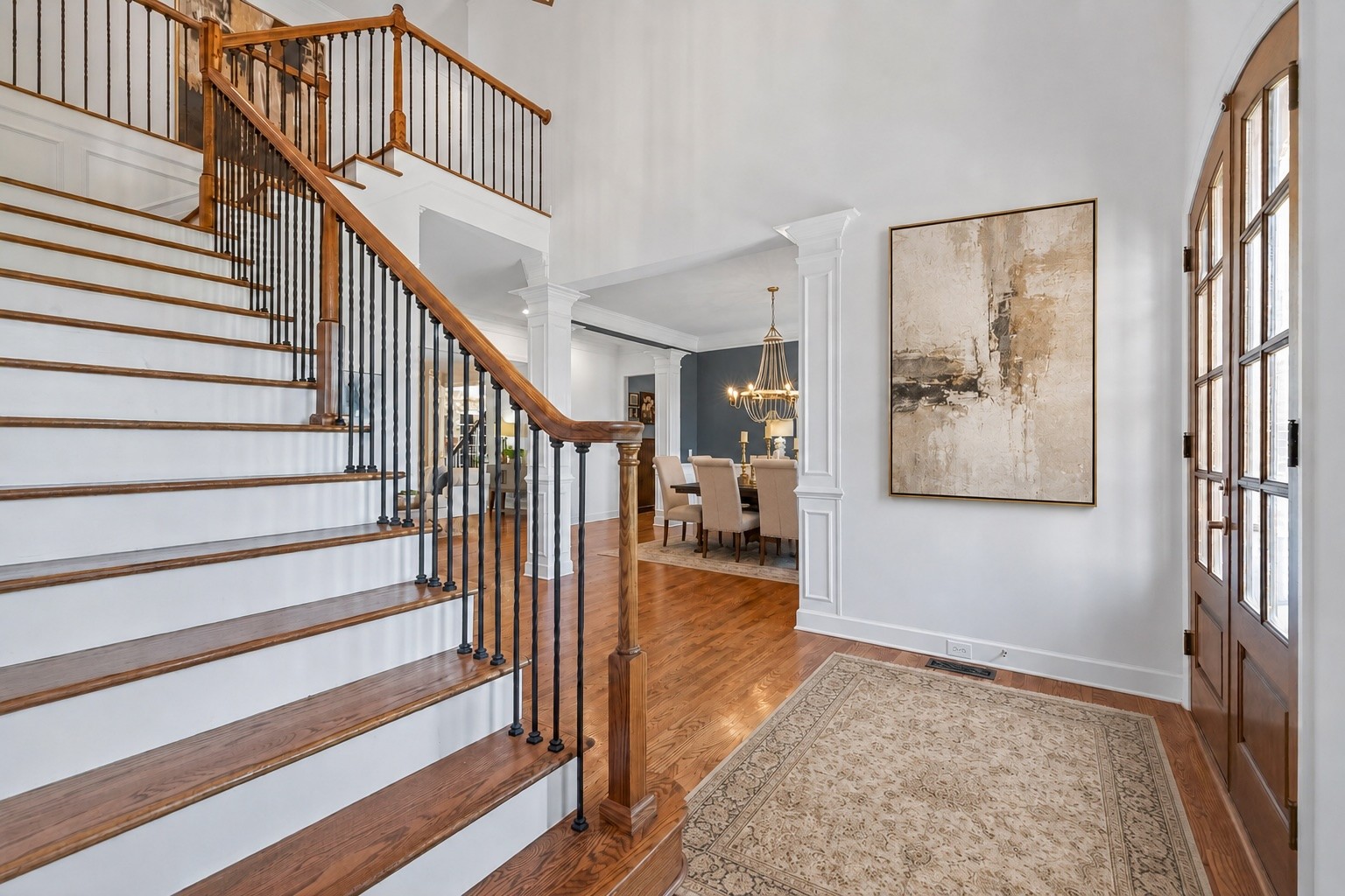 2708 Eglington Ter