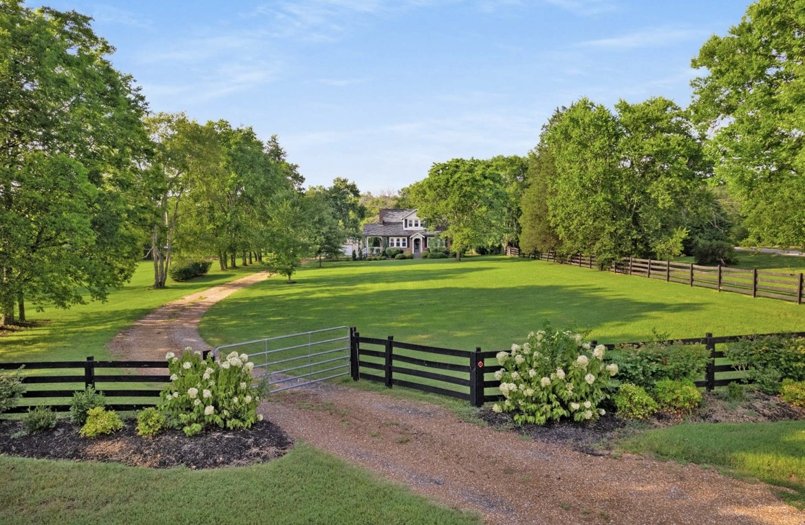 7255 Lebanon Rd