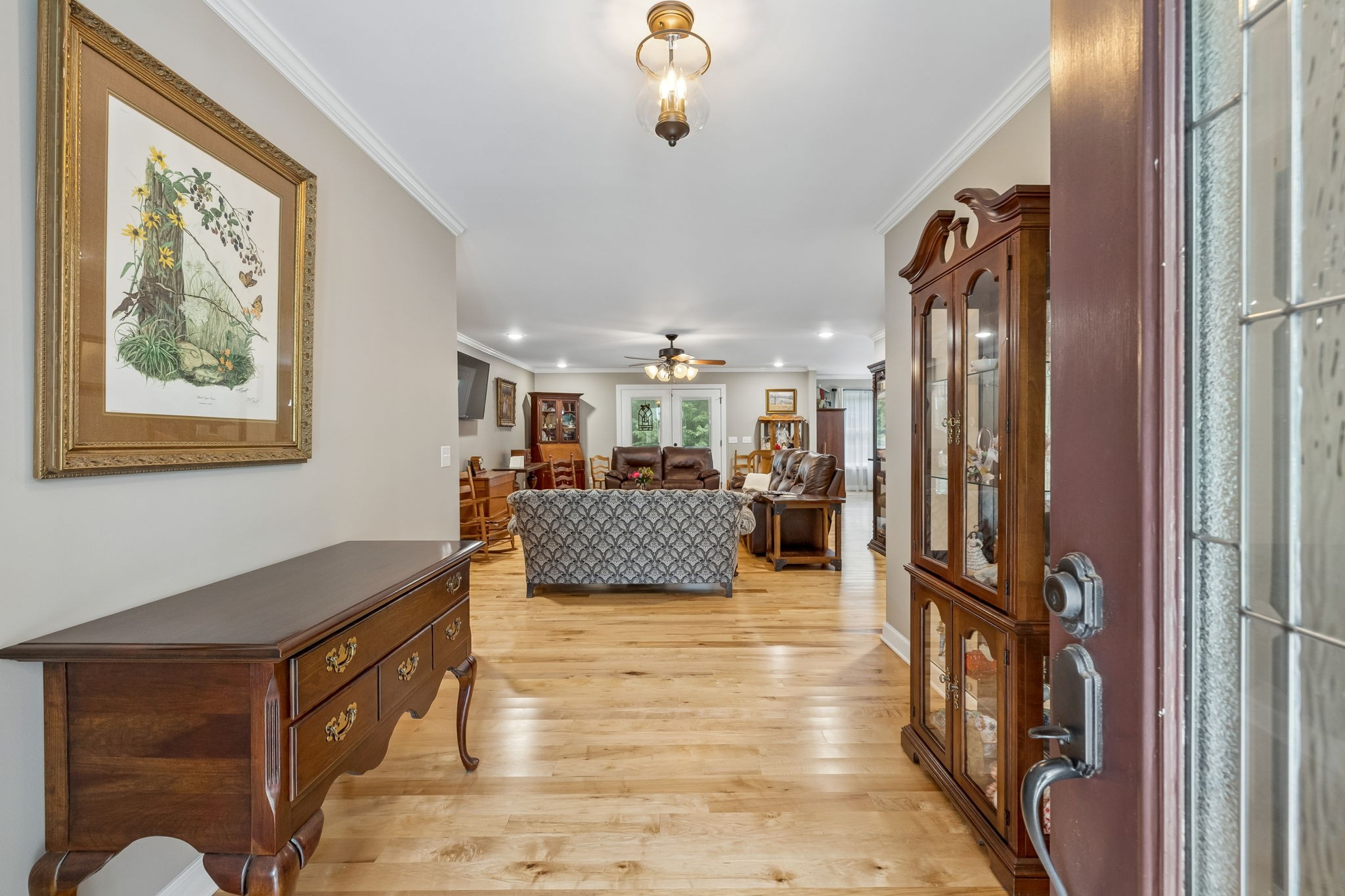 1421 Oakmont Cir