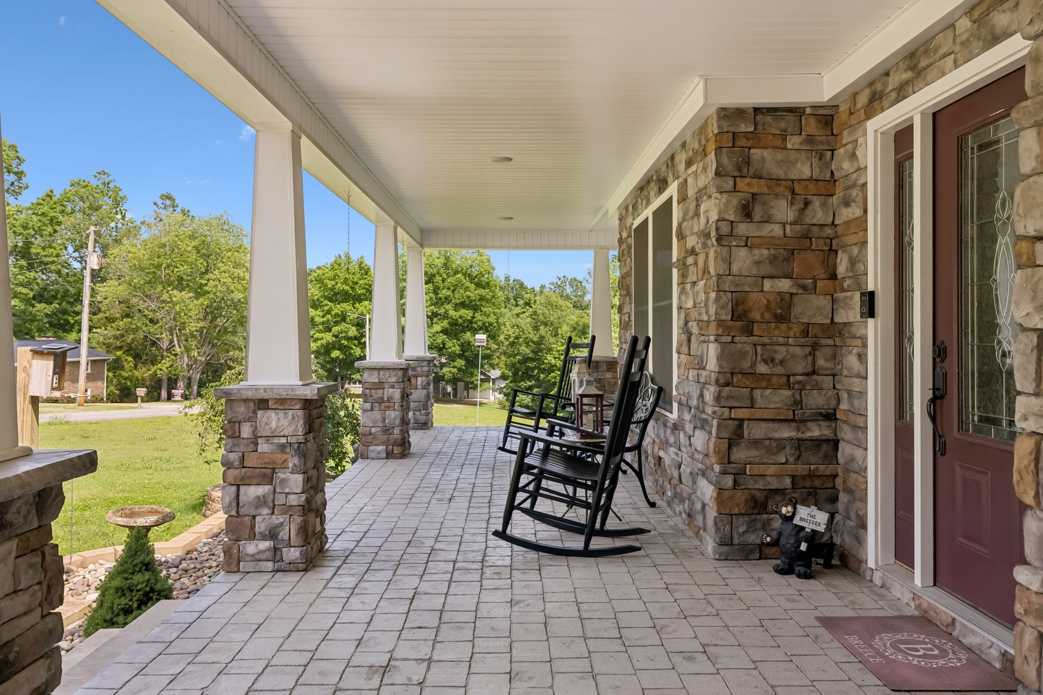 1421 Oakmont Cir