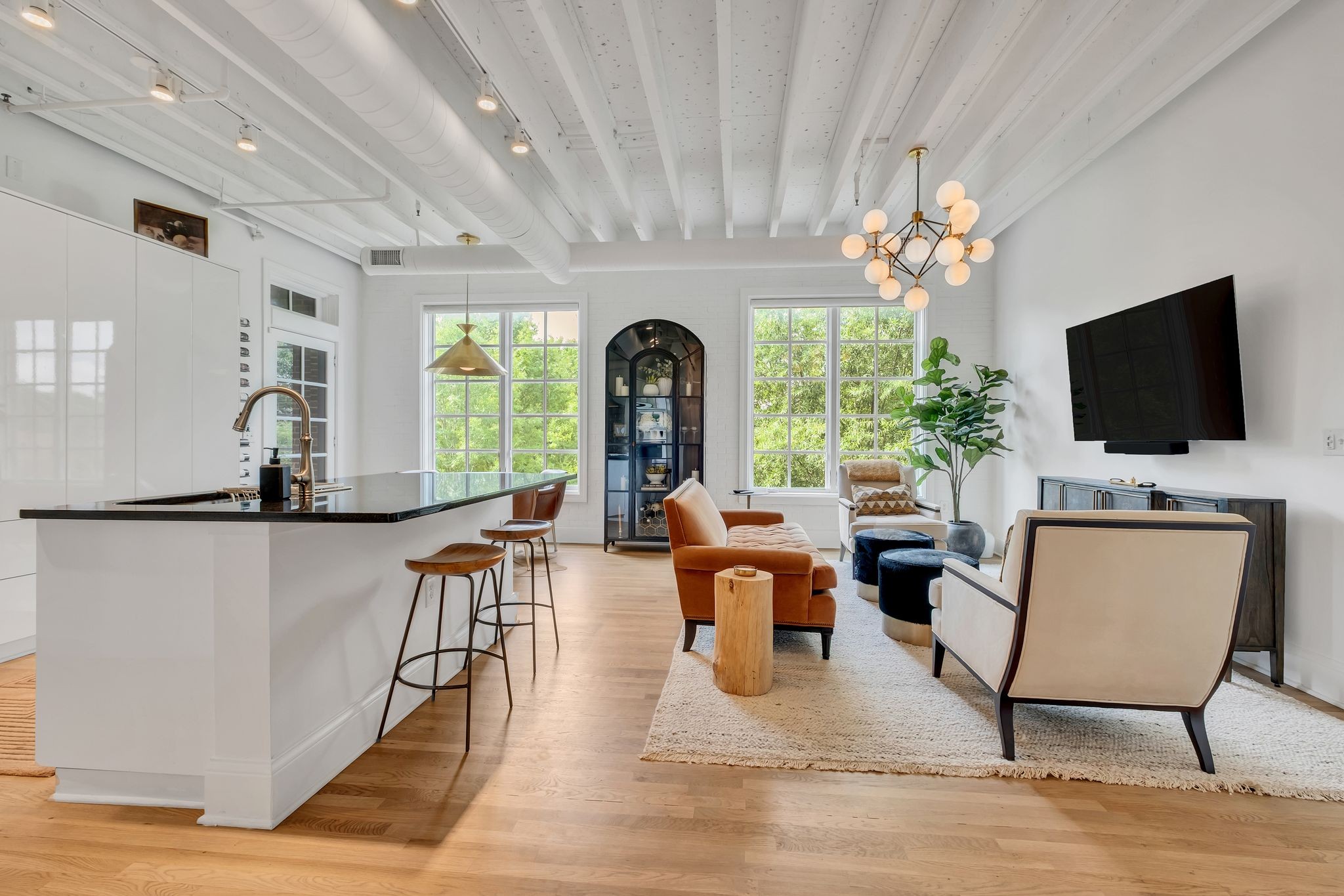 324 Liberty Pike