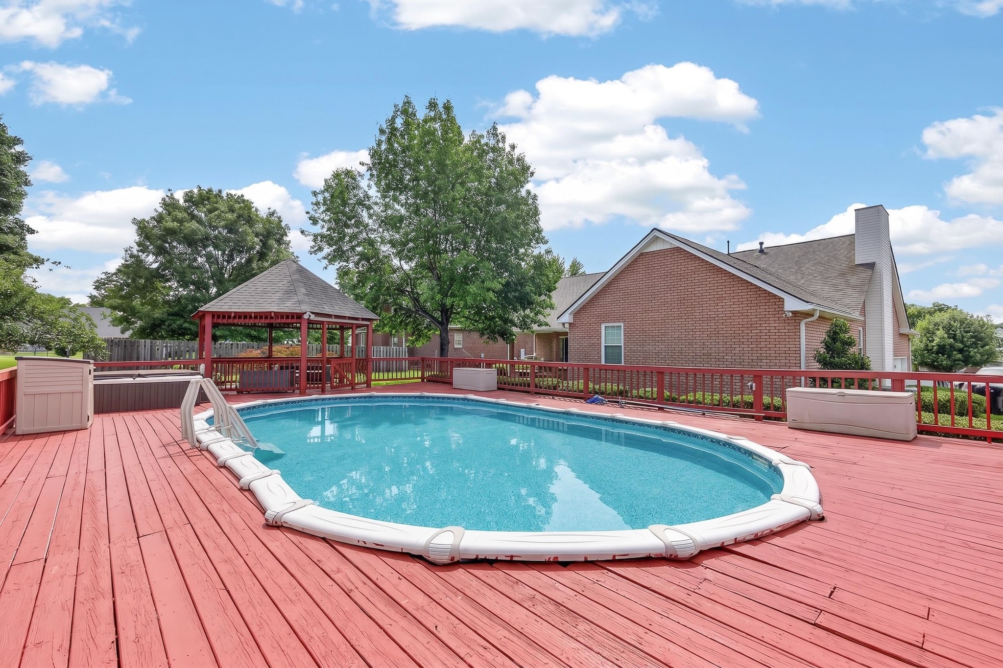 518 Redstone Dr