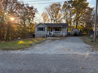 49 Roberts Ln