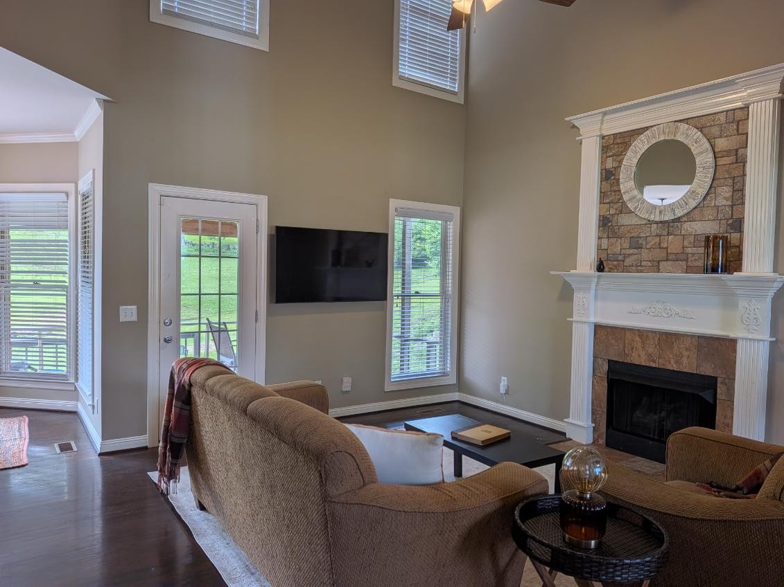 1520 Brookstone Cir