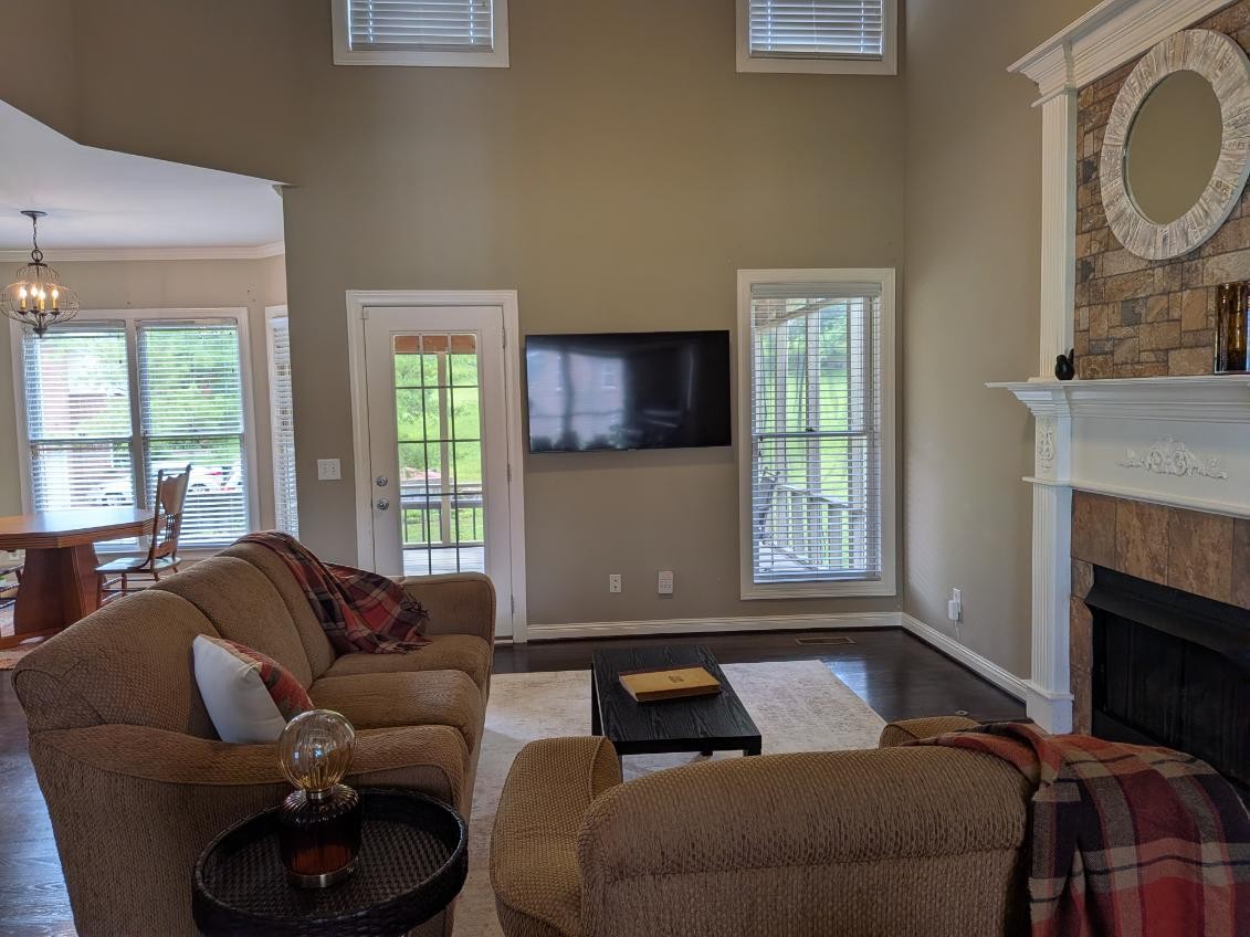 1520 Brookstone Cir