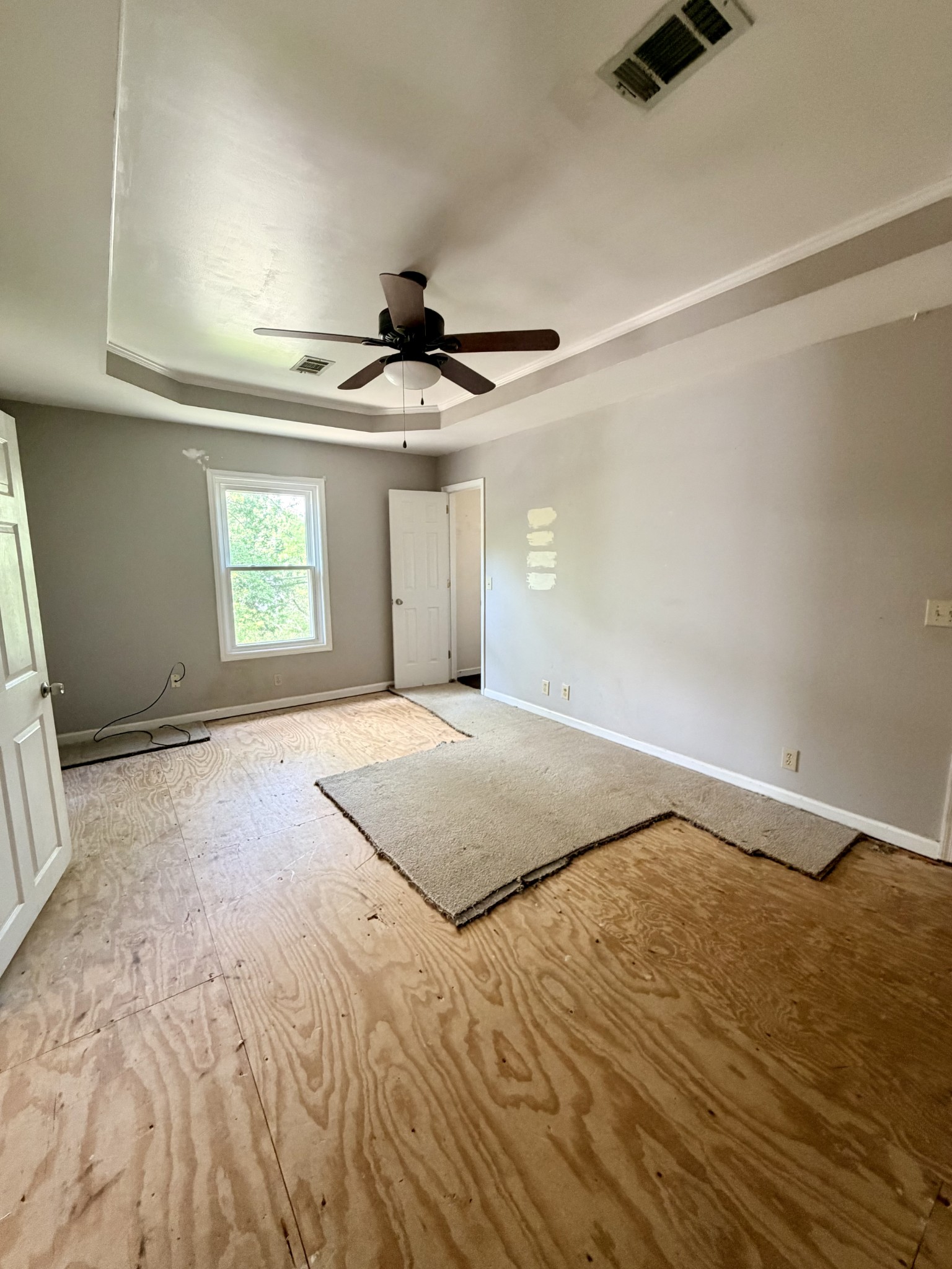 1136 Campbell Rd