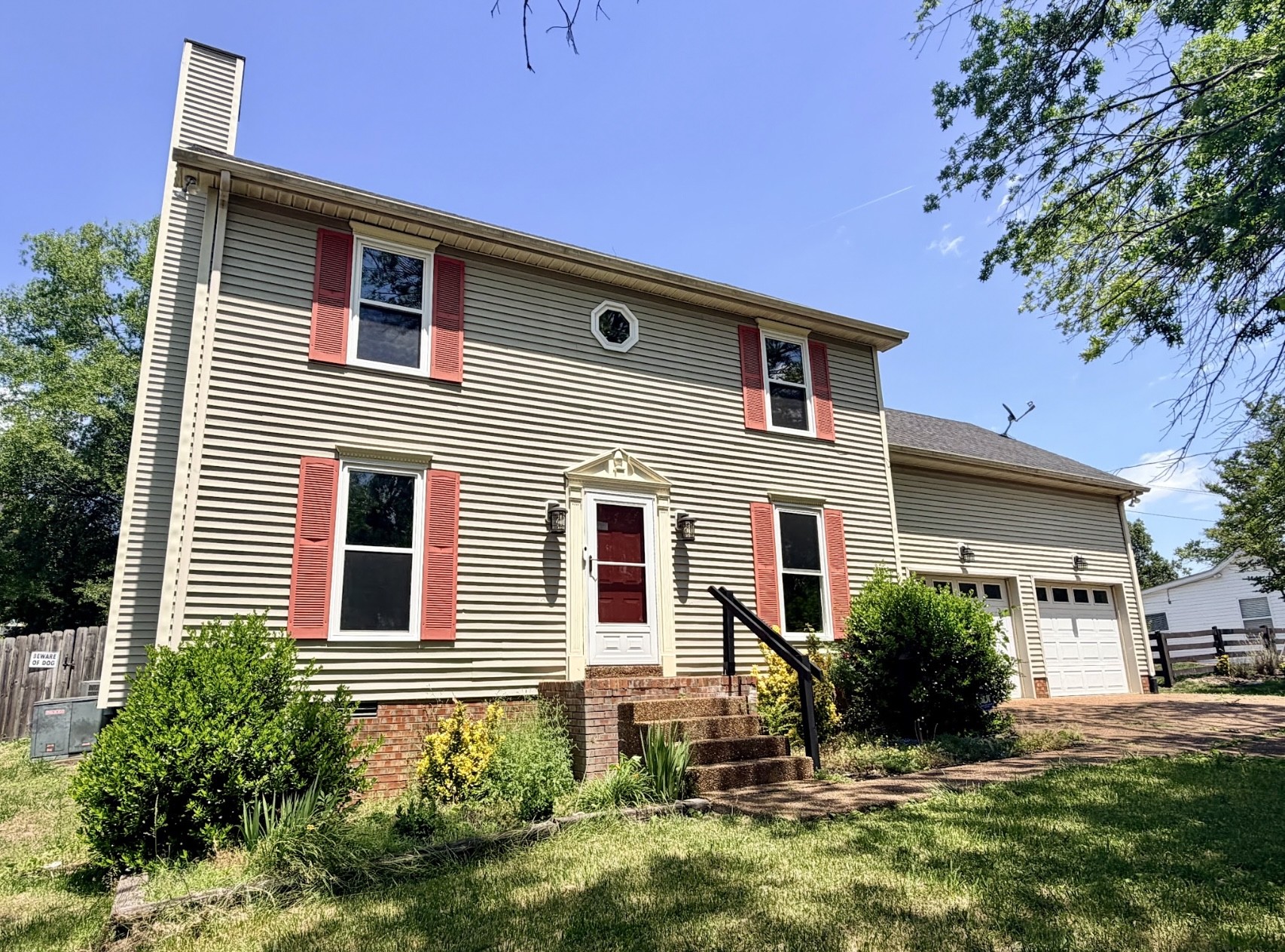 1136 Campbell Rd
