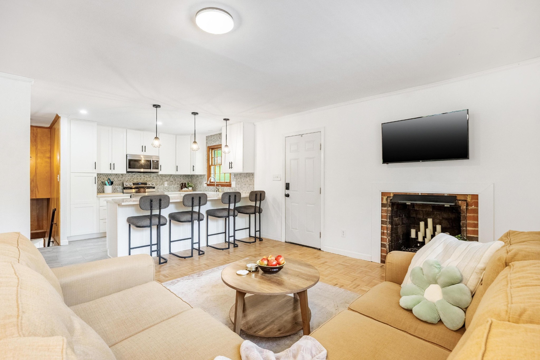 2802 Elm Drive, NE