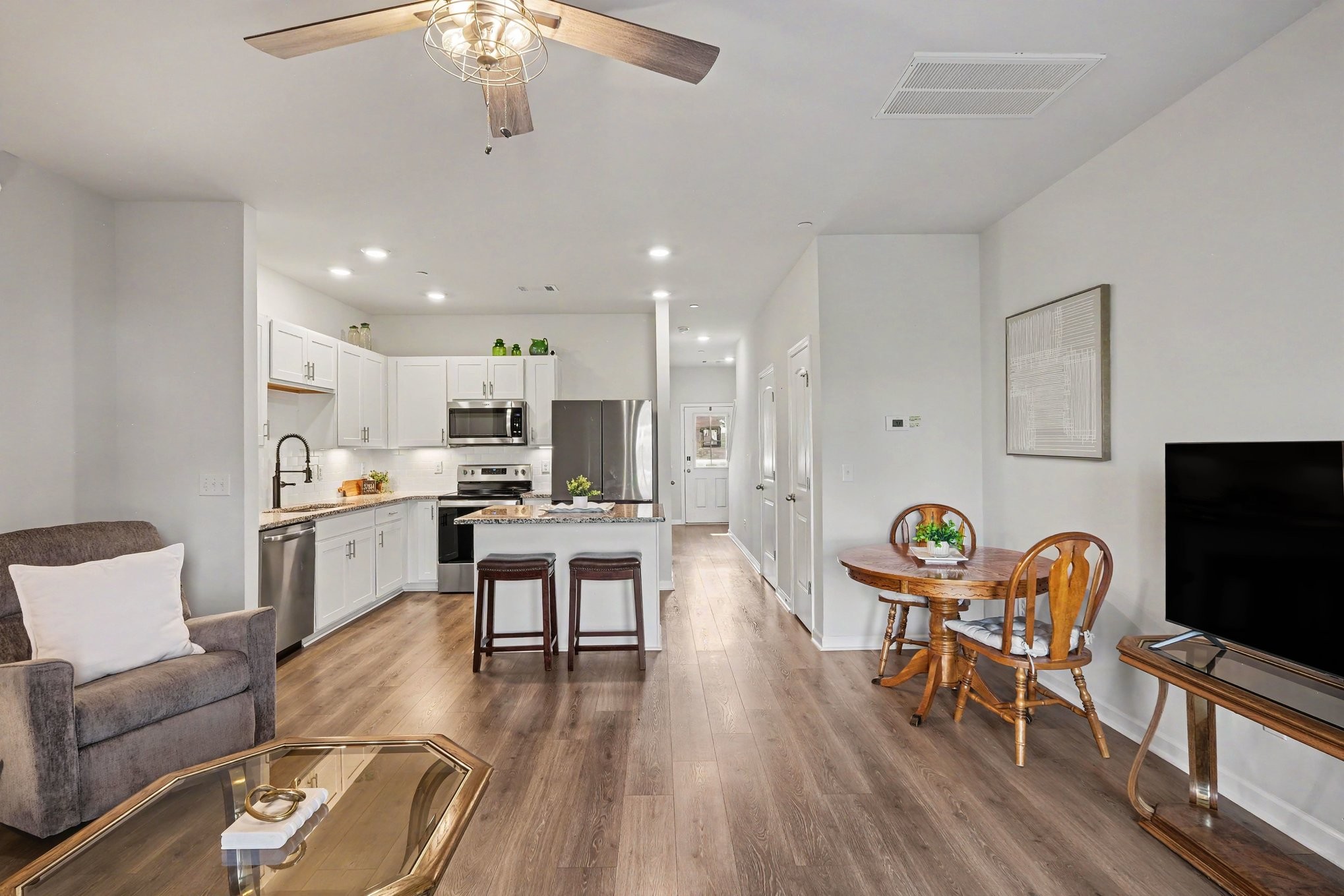 127 Grayson Cir
