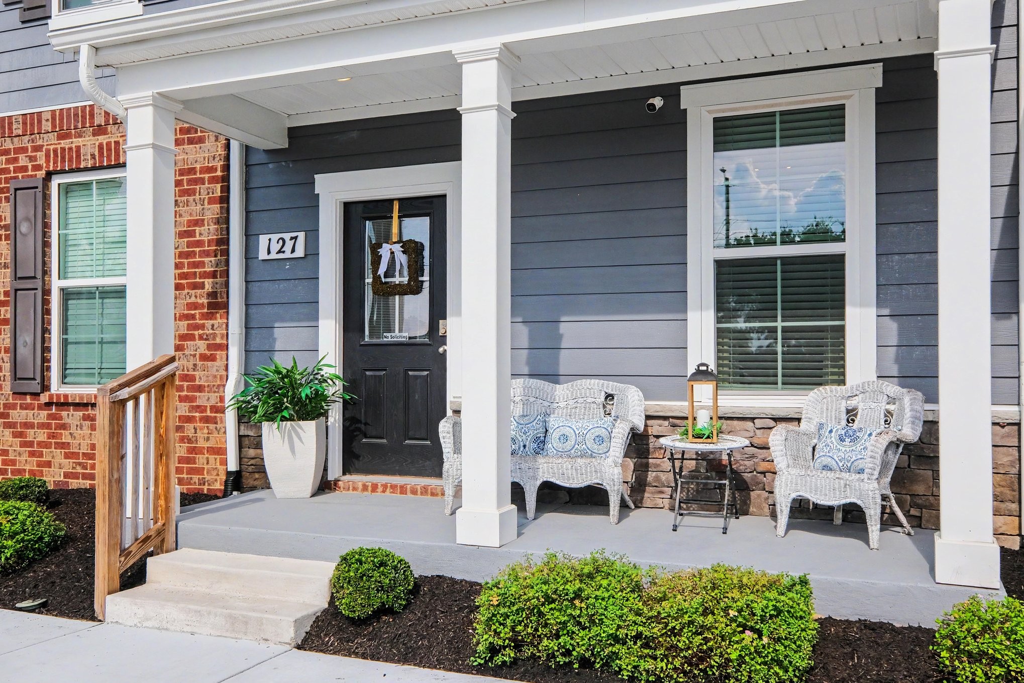 127 Grayson Cir