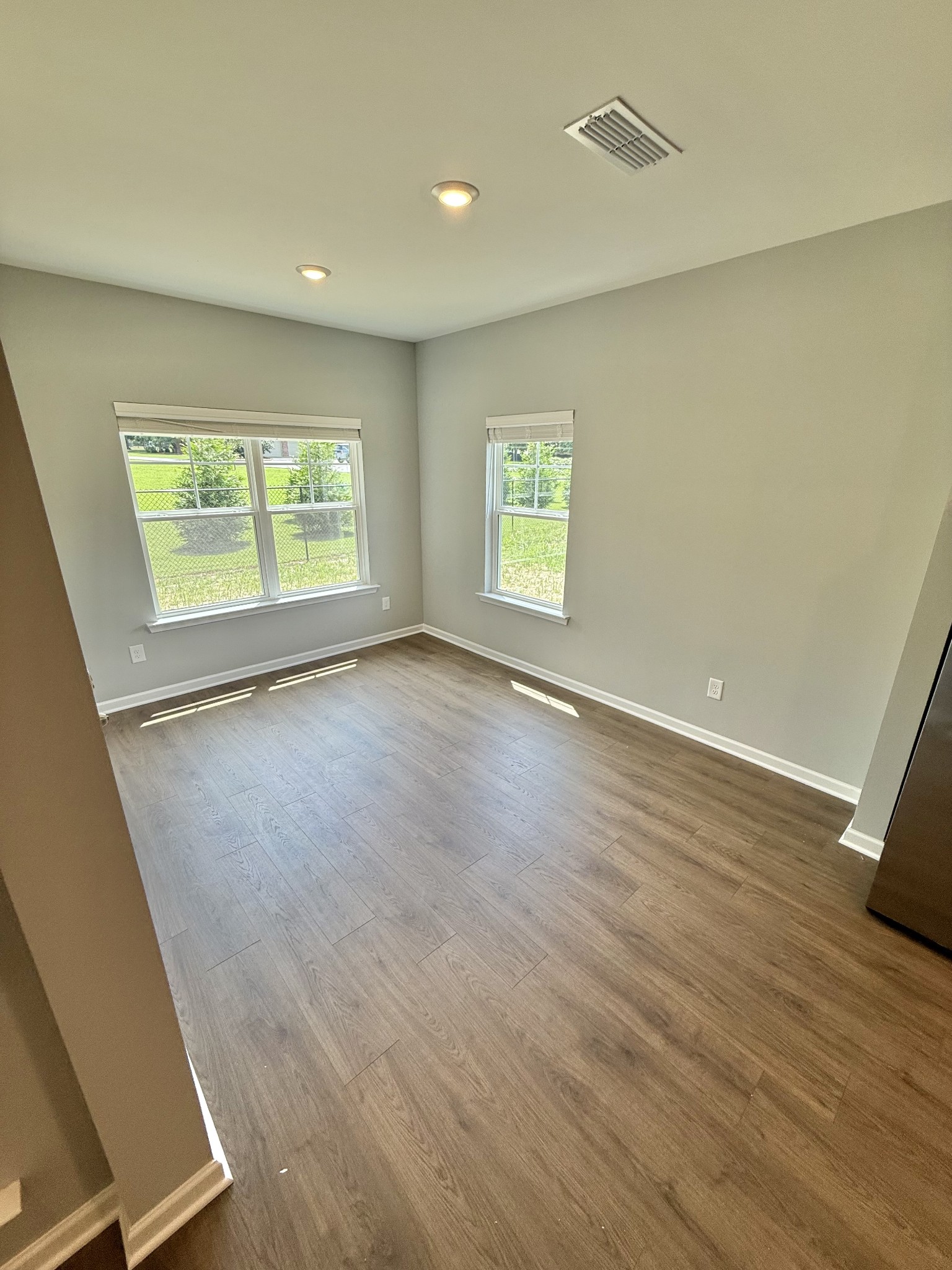 284 Country Circle