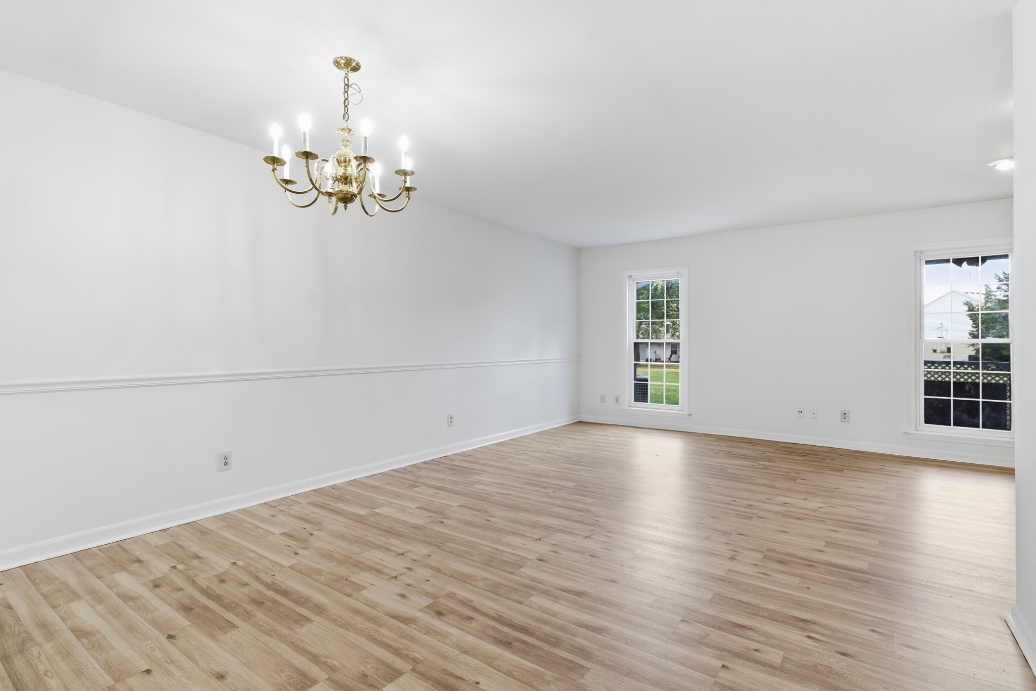 140 Stokes Dr