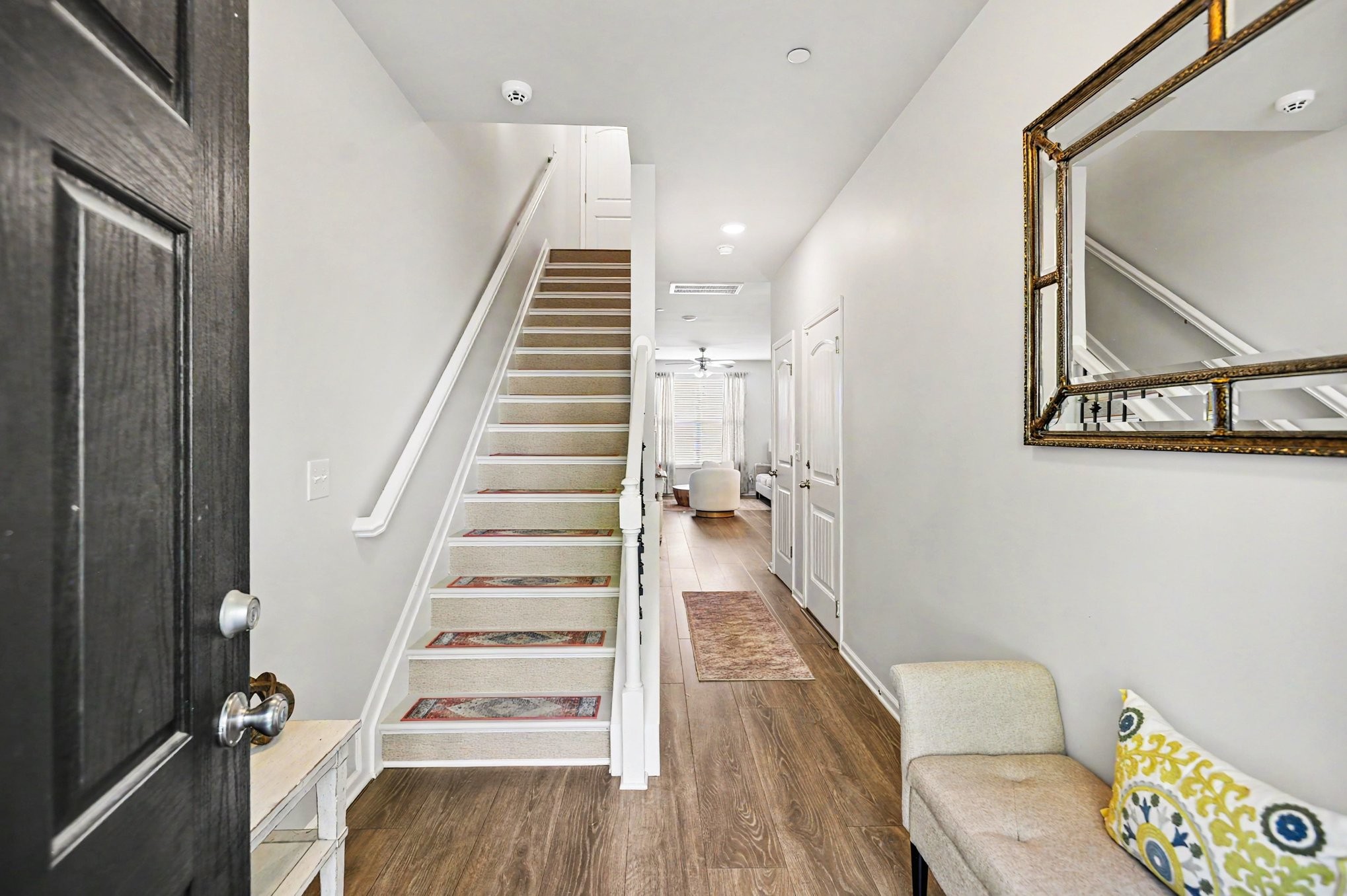 414 Manor Row