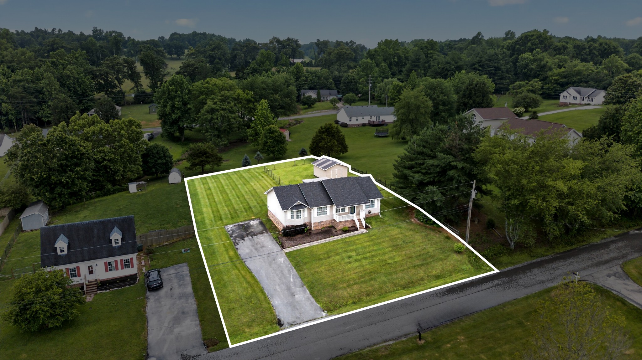 3911 Kings Ct