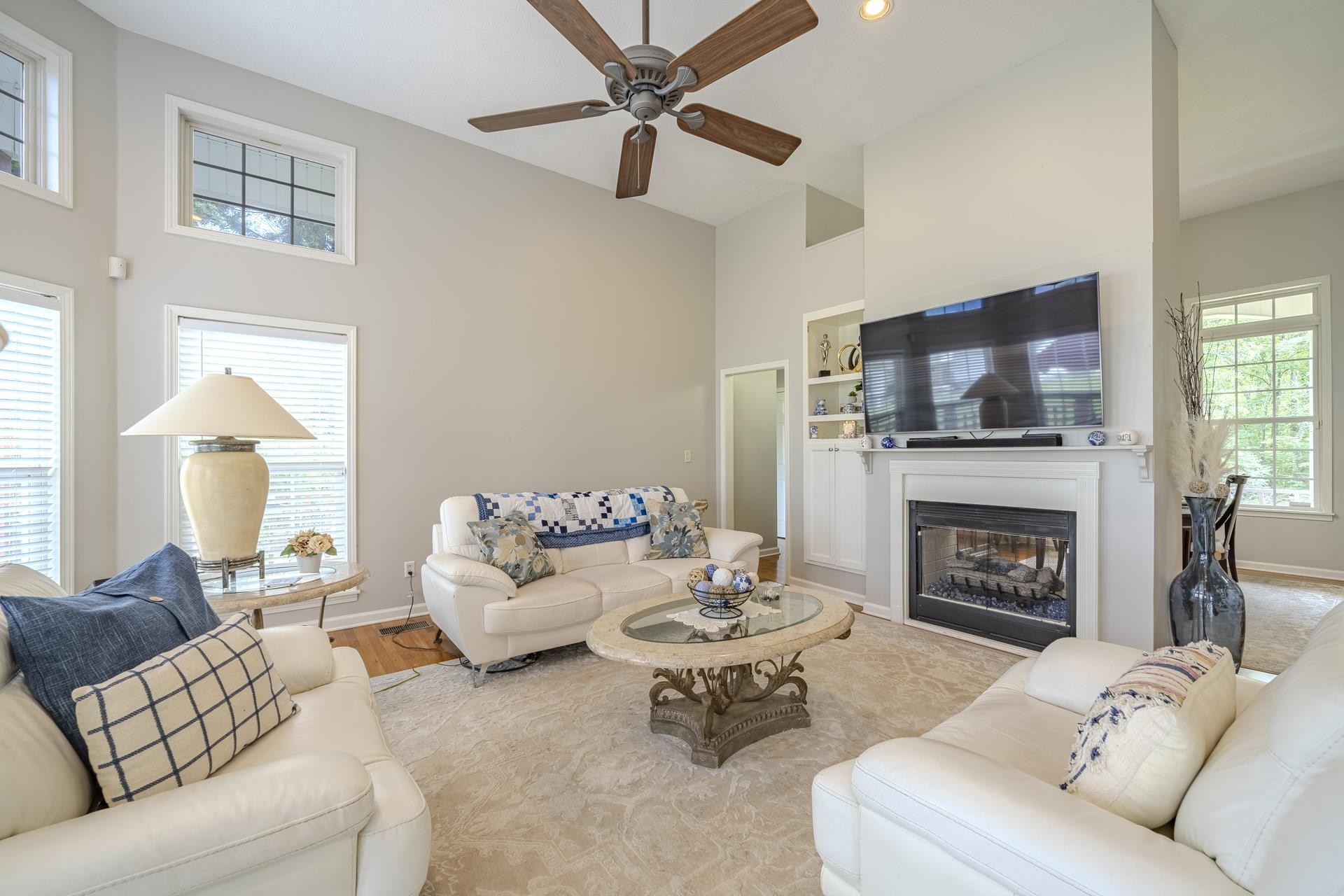 135 BETSY DR