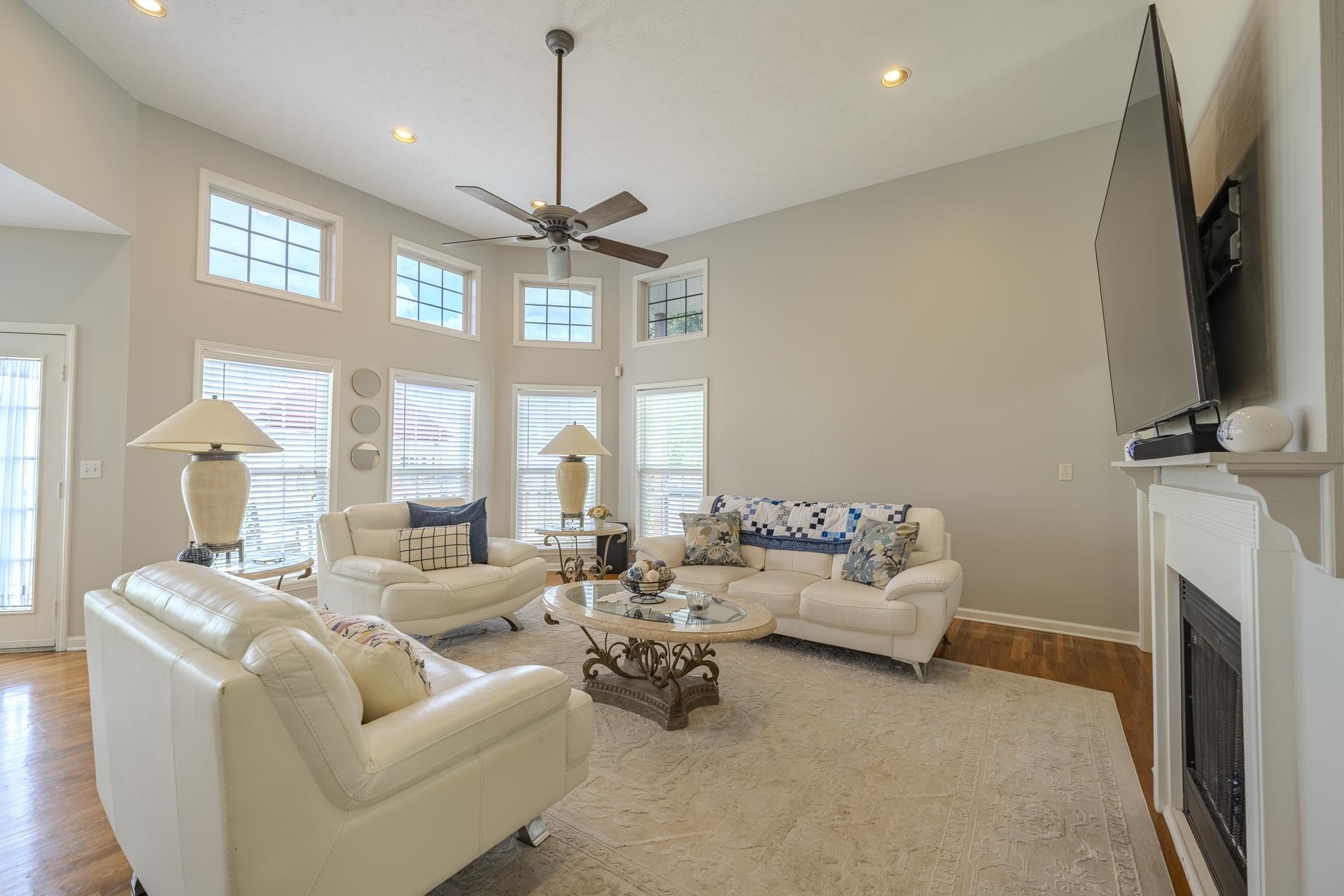 135 BETSY DR