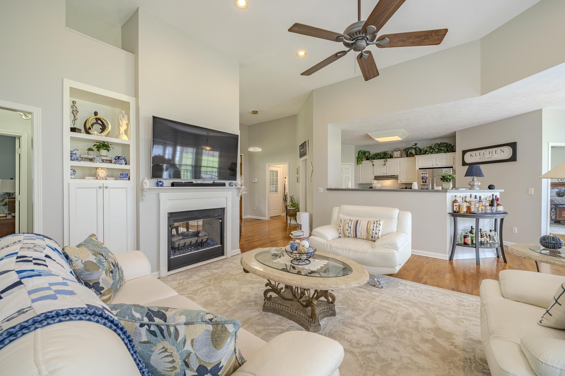 135 BETSY DR