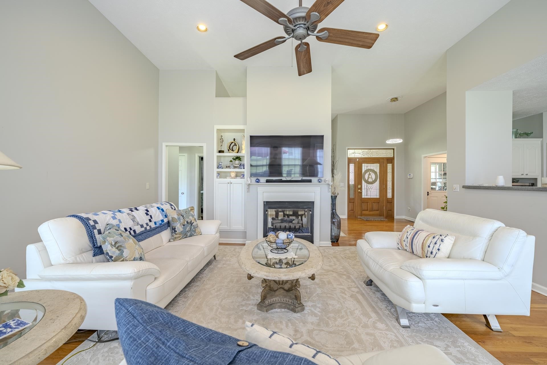 135 BETSY DR