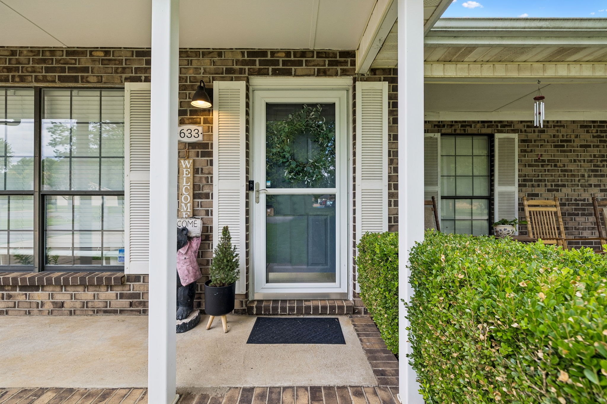 633 Lilly Lane