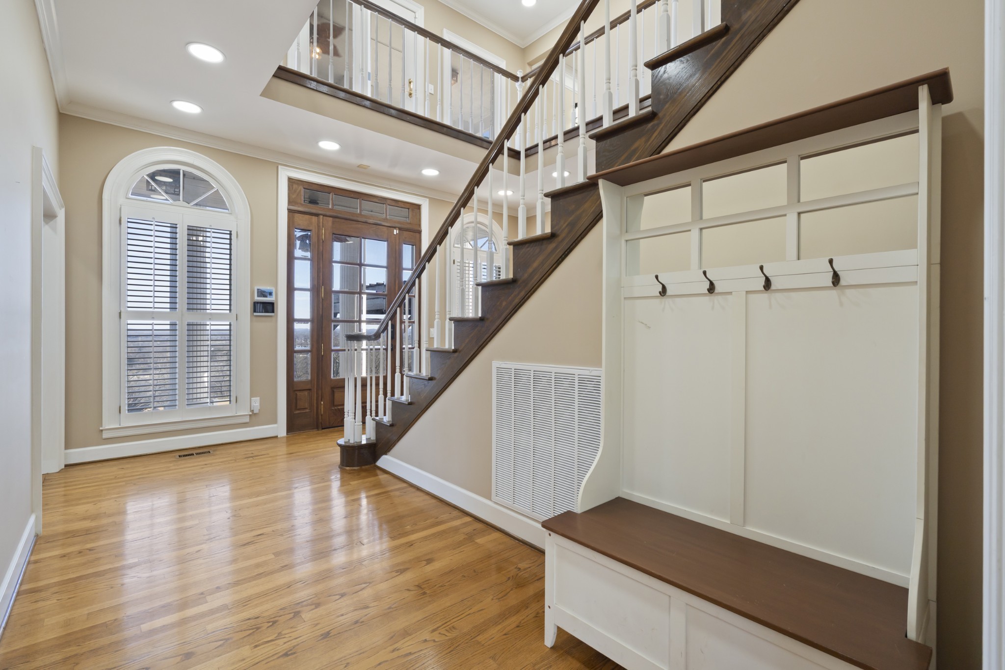 201 Vineyard Way