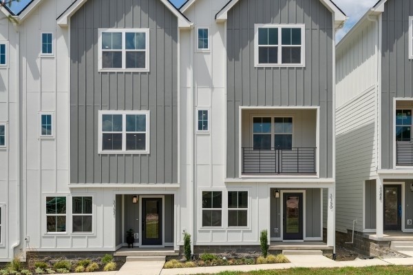 104 Chadwick Ct