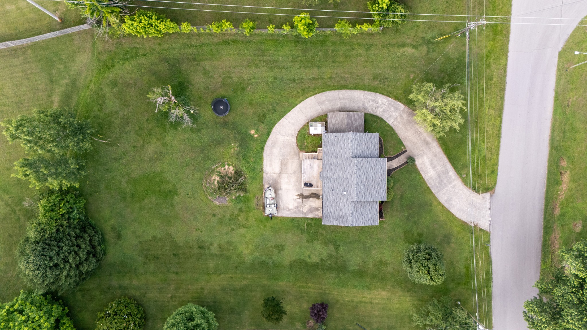 1914 Claymont Dr