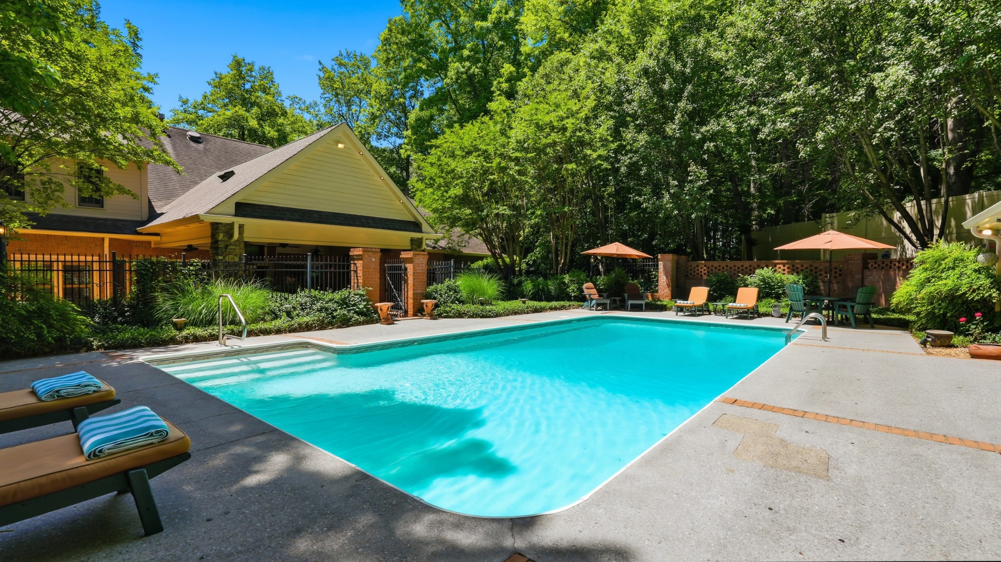 100 Qualls Ct