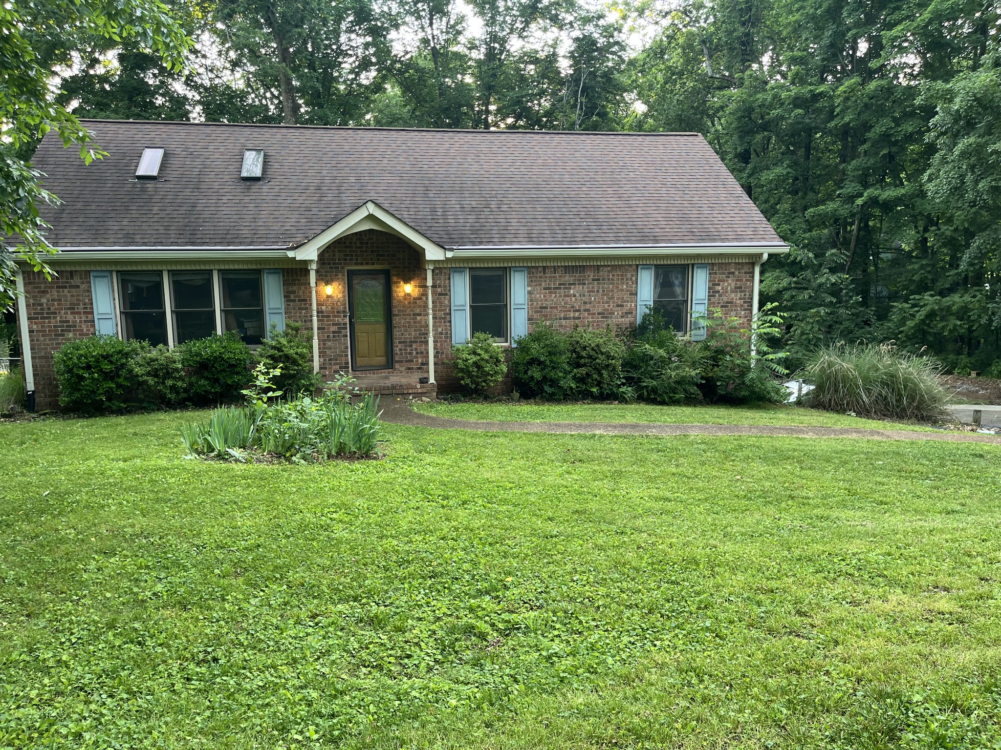 1106 Dogwood Ln