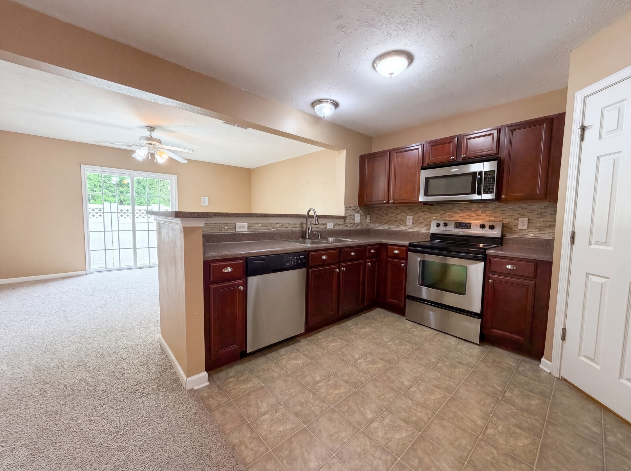 2032 Shaylin Loop