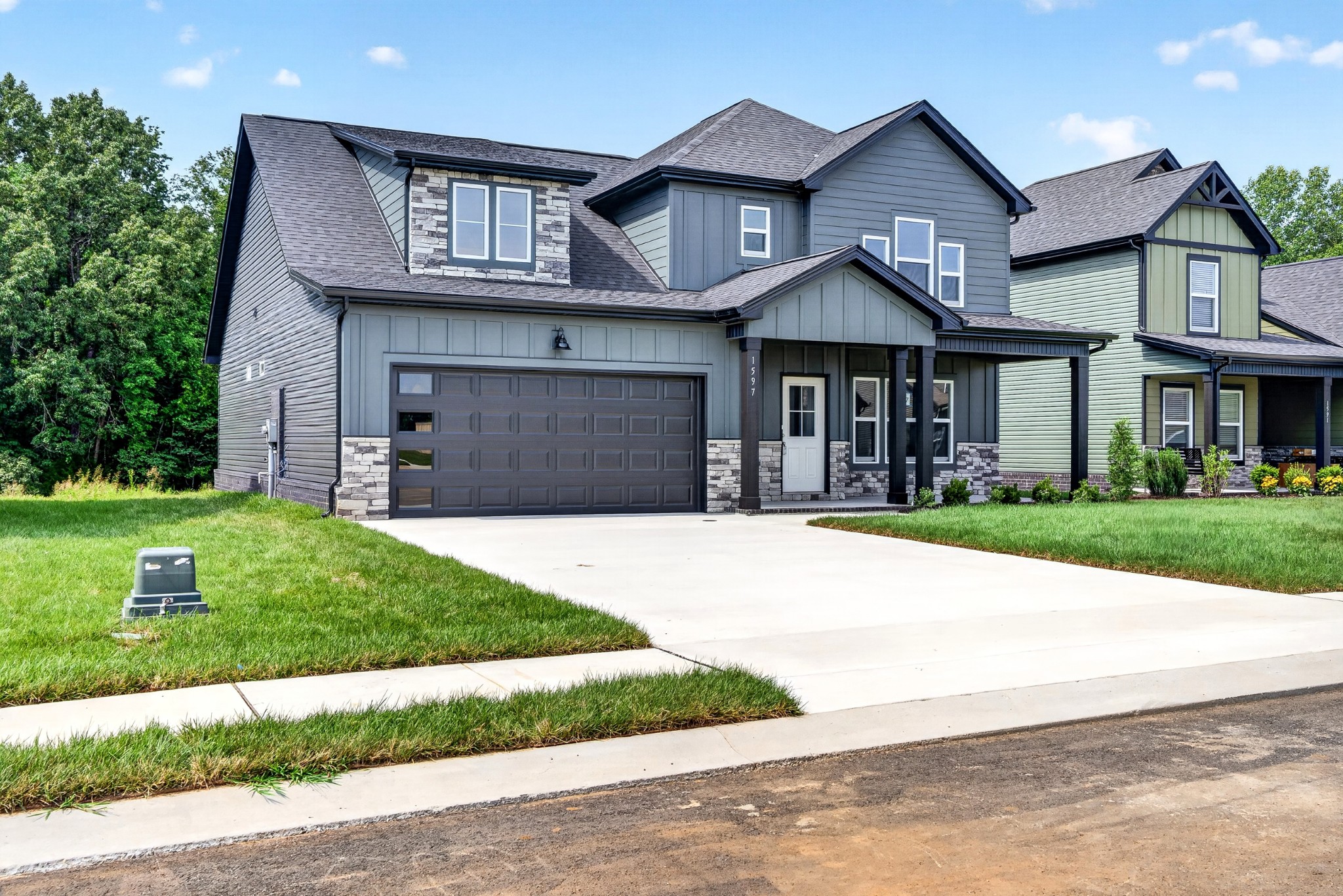 1597 Hidden Creek Trl