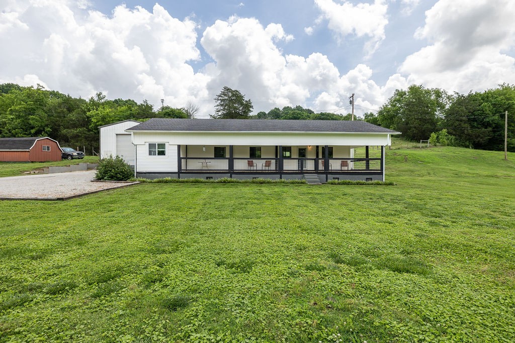 5492 Columbia Hwy